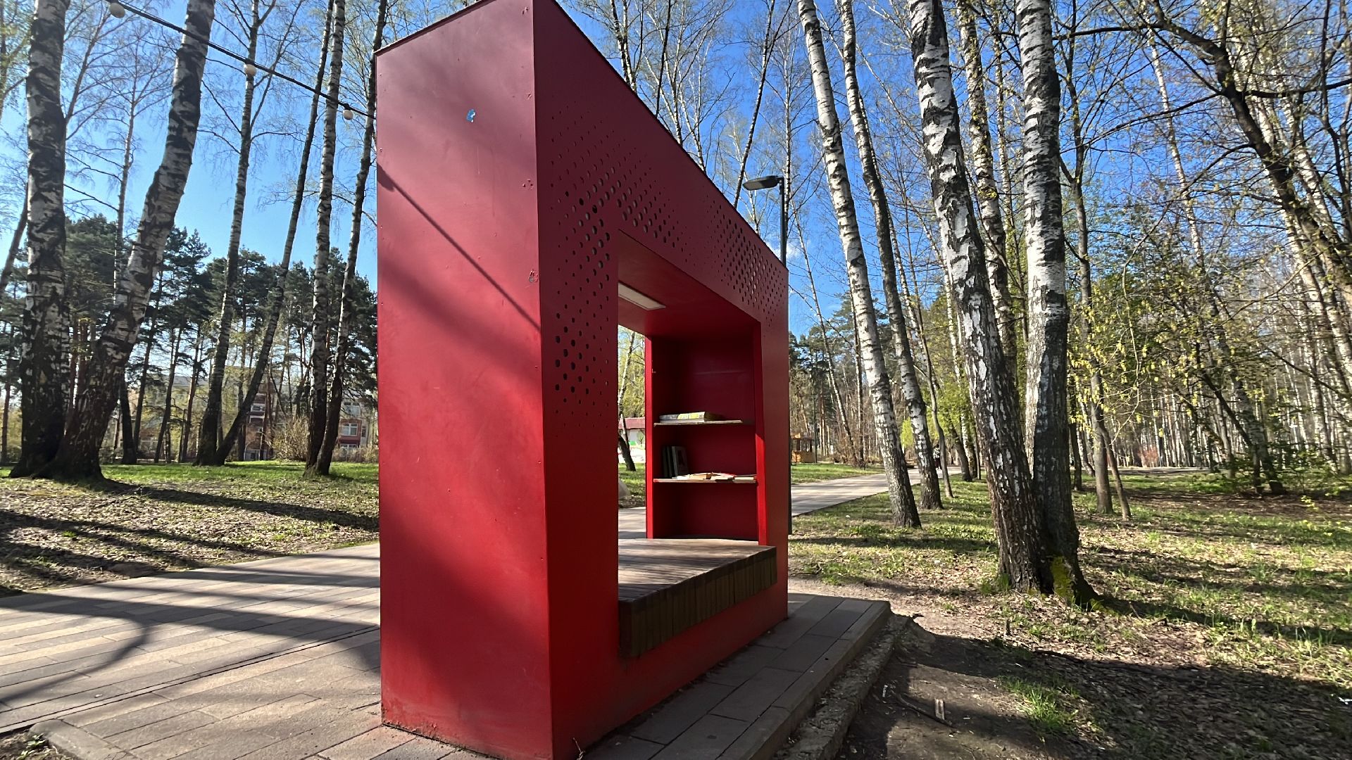 книги, буккроссинг, точка буккроссинга, чтение, чтение книг,