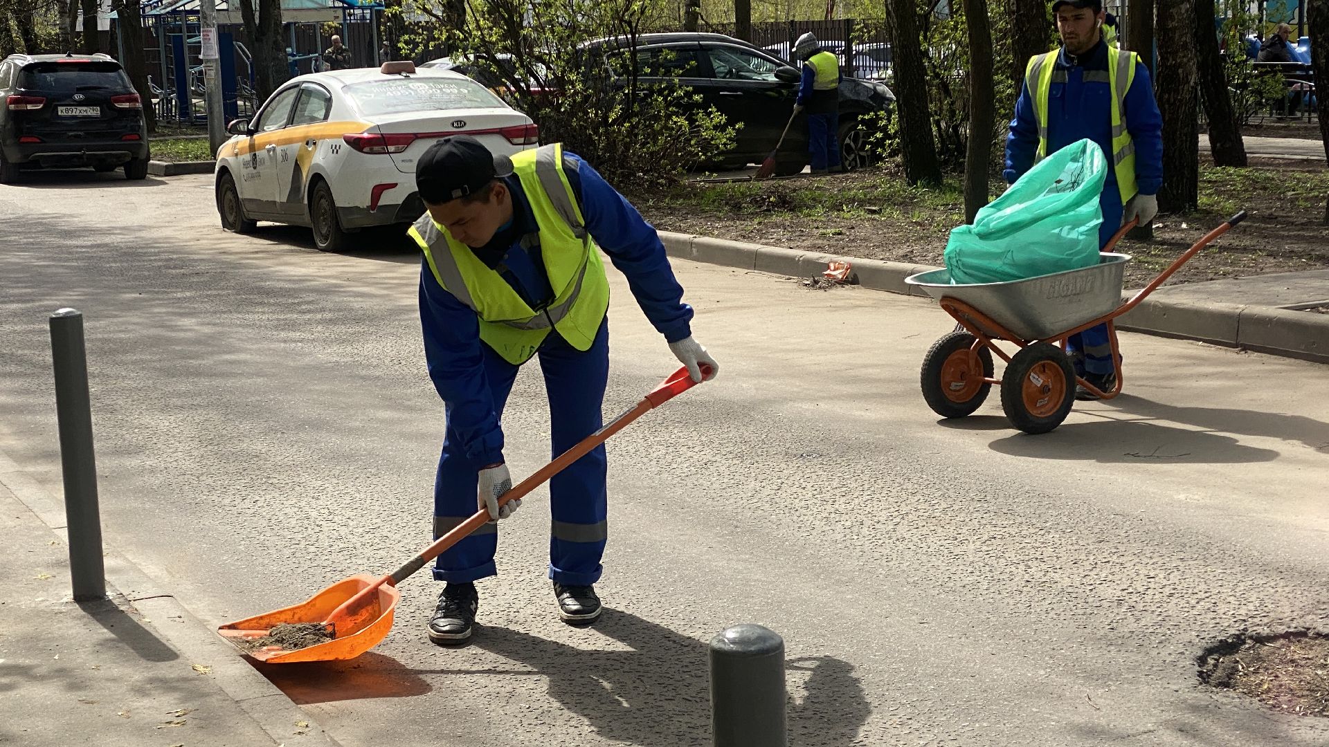 уборка города, мбу благоустройство, месяц чистоты и благоустройства,уборка дворов, видное,