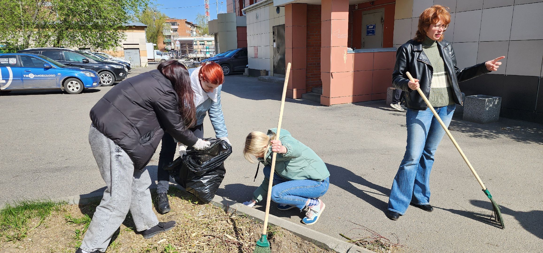 журналисты Домодедова, субботник, весенняя уборка улиц,