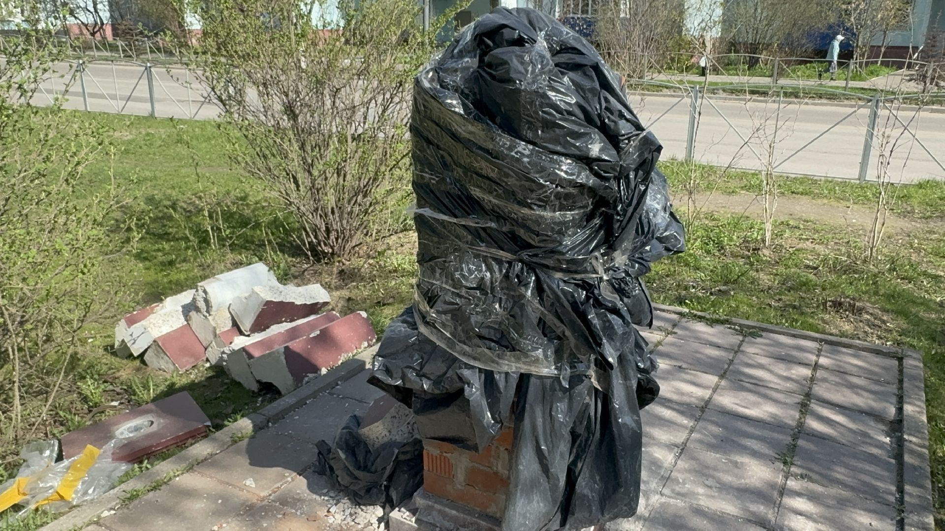 Солнечногорск, Памятник, Реконструкция памятника, Борис Васильев, Библиотека,