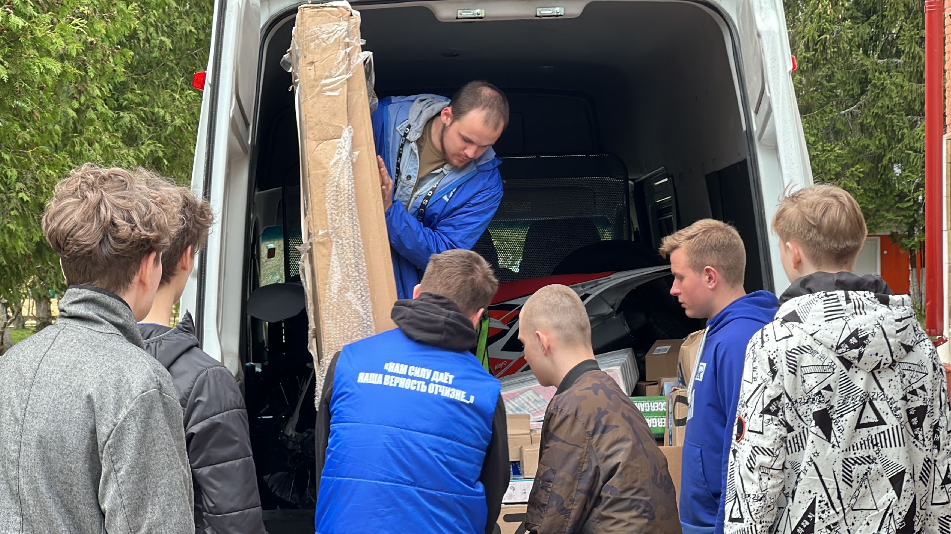 Клин, общество, волонтеры, помощь,