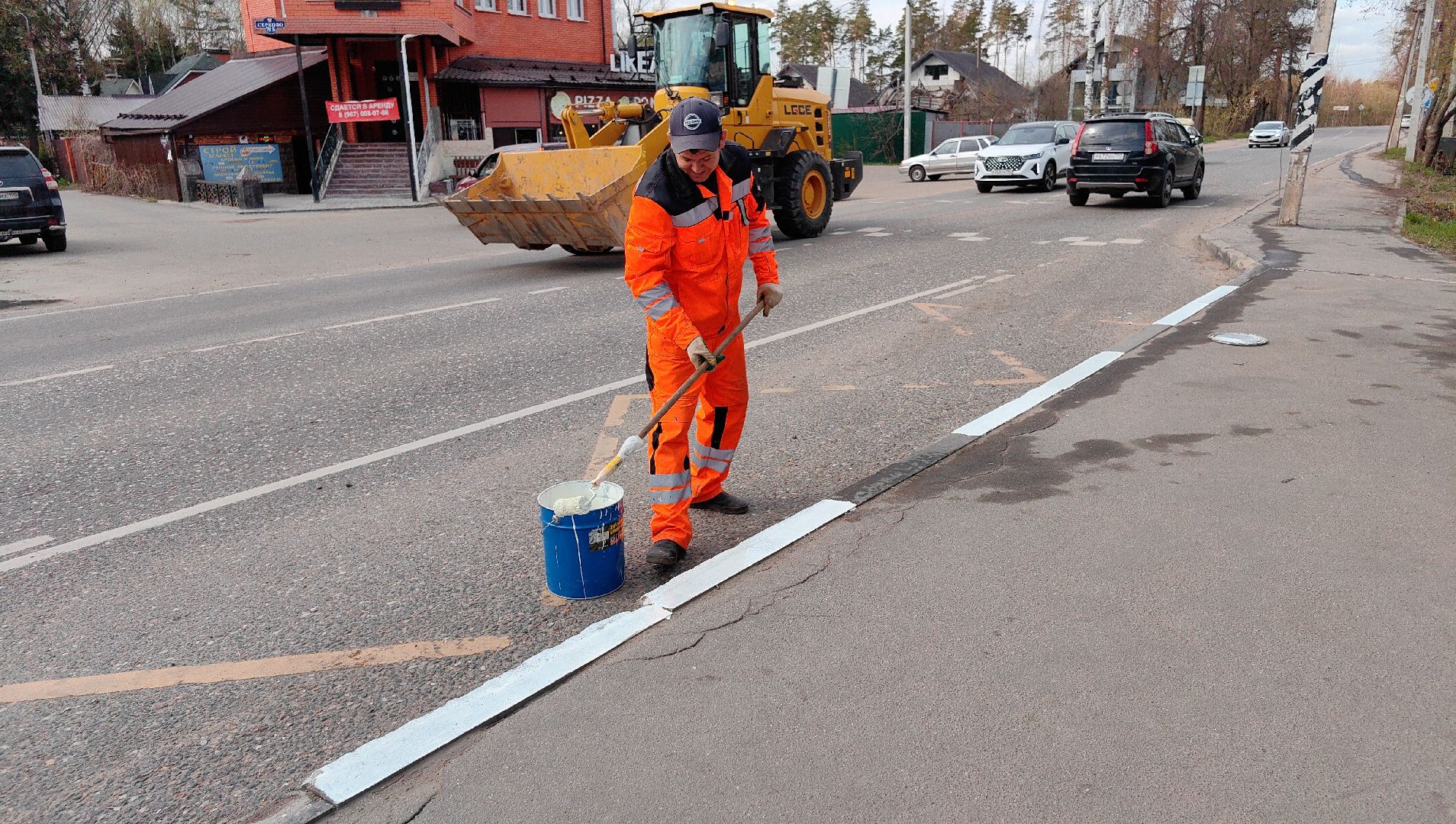 остановочные павильоны, покраска, бордюры, лавочки, благоустойство,