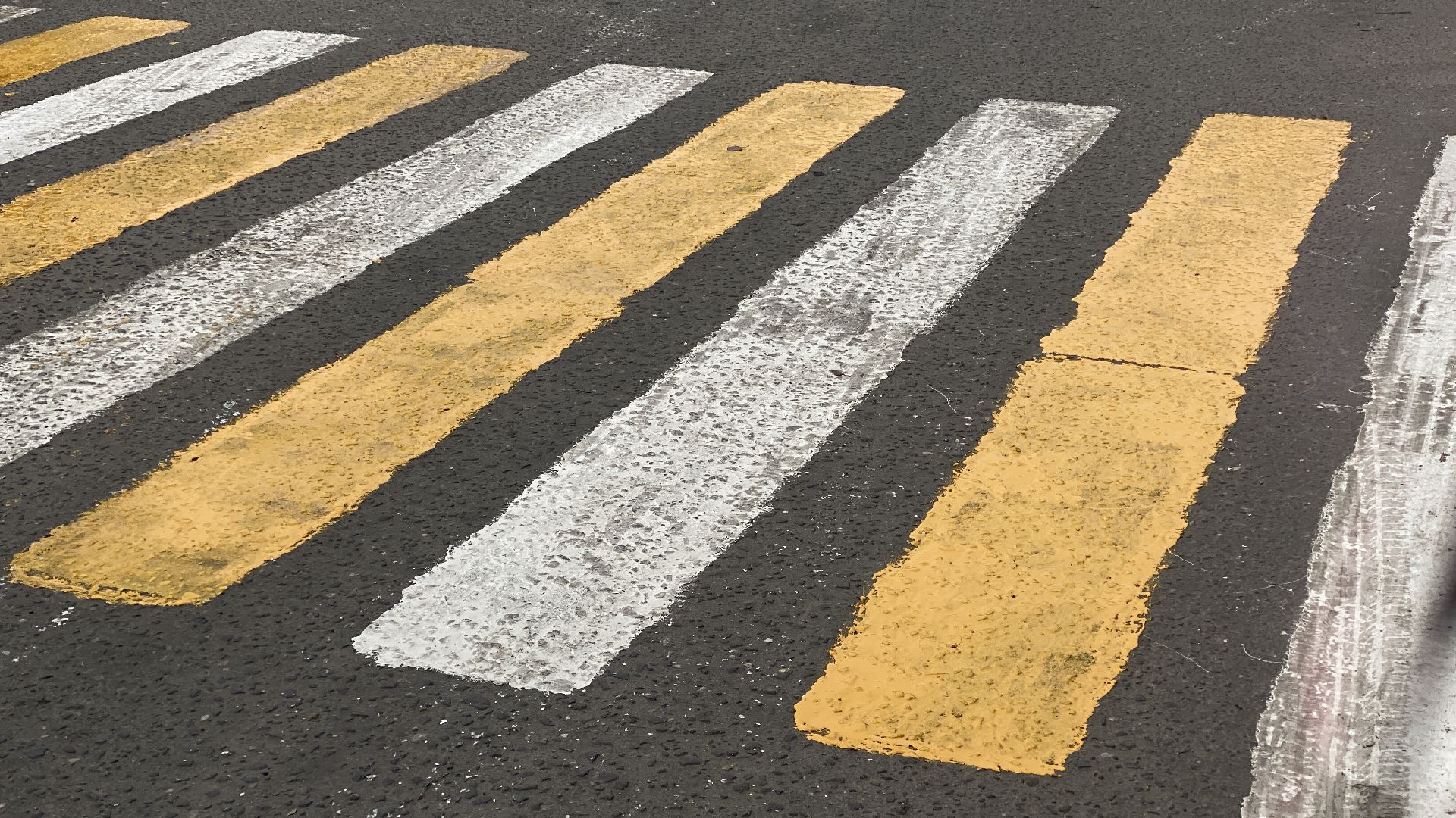 обновление дорожной разметки, дорожная разметка, пешеходные переходы, покраска пешеходных переходов, мбу благоустройство и дорожное хозяйство,