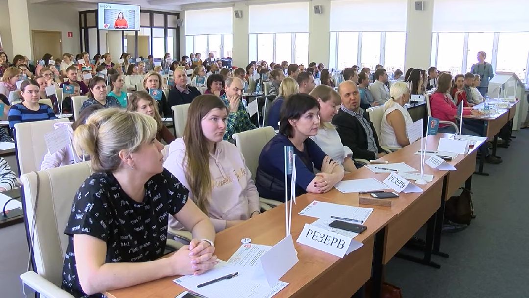 Реутов, тотальный диктант, грамотность, Михаил Богдасаров, русский язык