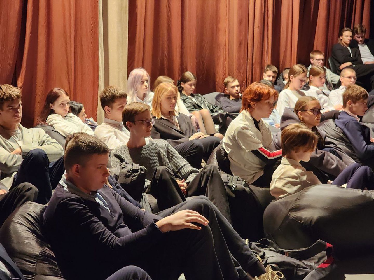 можайск, можайский городской округ, подмосковье, за закрытым занавесом, диалоги с героями, ветераны боевых действий молодежь, общество, боевой путь, истории,