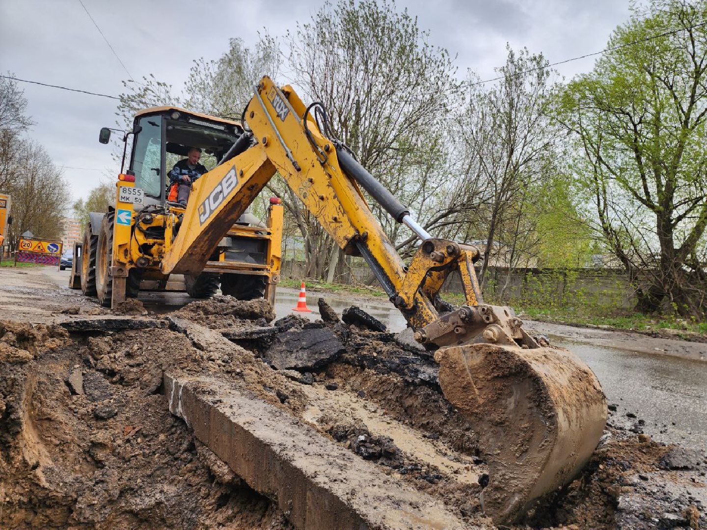 можайск, можайский городской округ, подмосковье, аварийная бригада, фплк, жкх, порыв, сети холодного водоснабжения, авария, ликвидация аварии,
