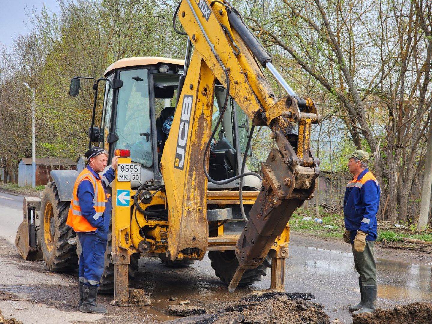 можайск, можайский городской округ, подмосковье, аварийная бригада, фплк, жкх, порыв, сети холодного водоснабжения, авария, ликвидация аварии,
