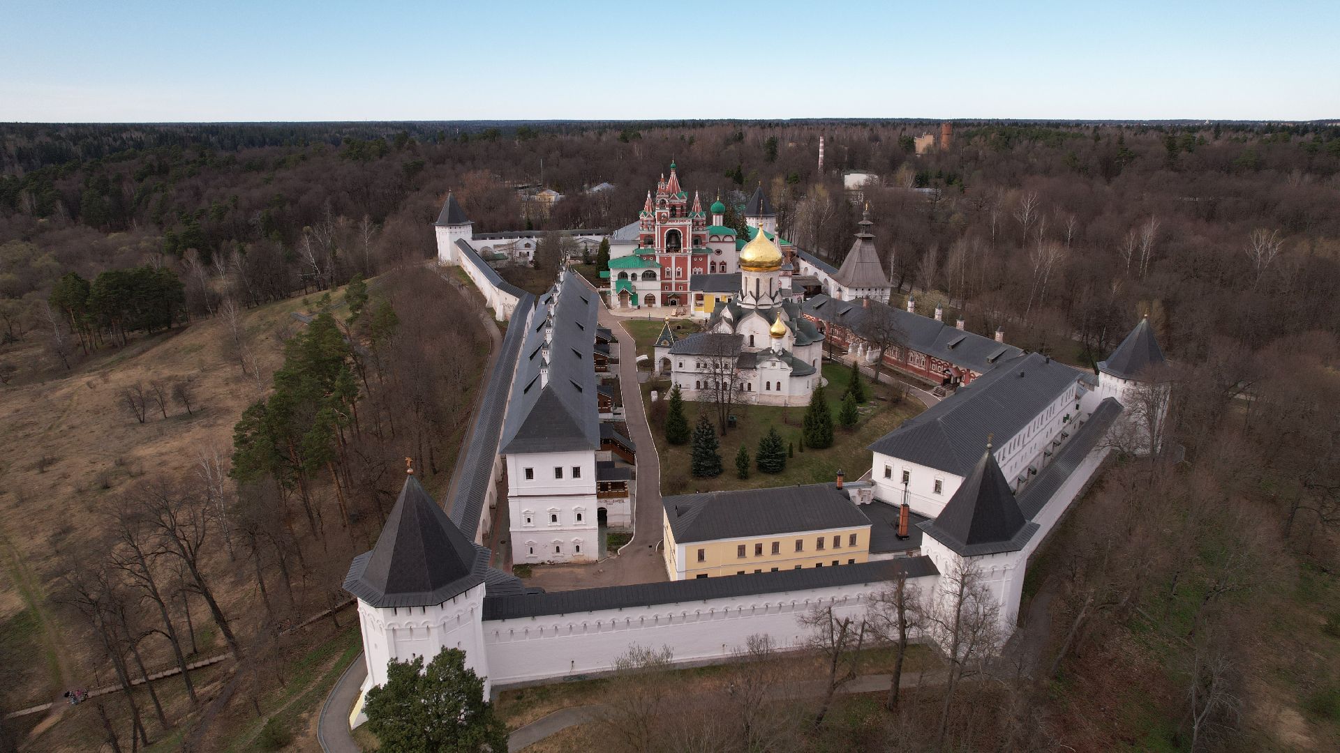 видео с коптера, монастырь, звенигород,