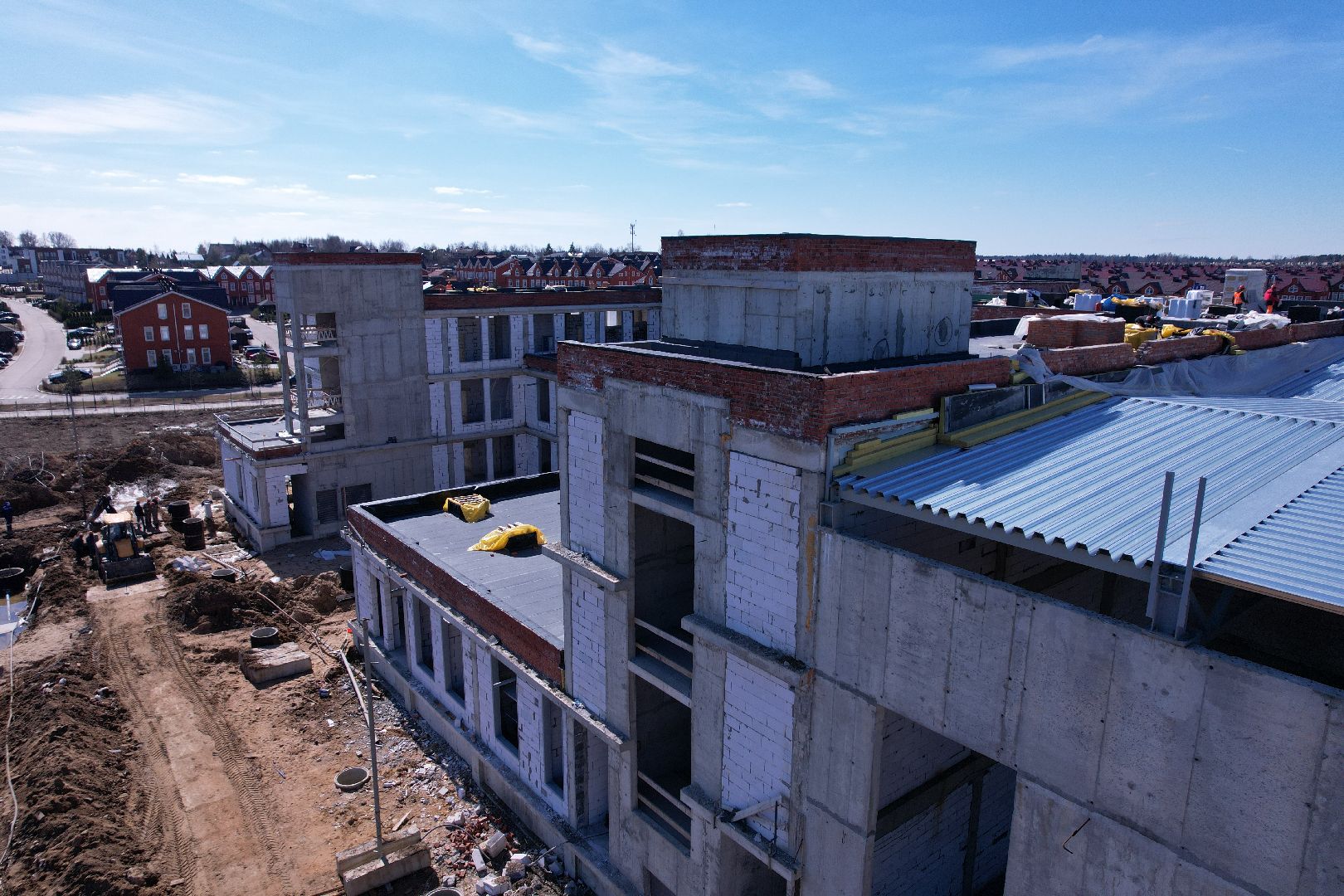 видео с коптера, истра, школа, строительство,