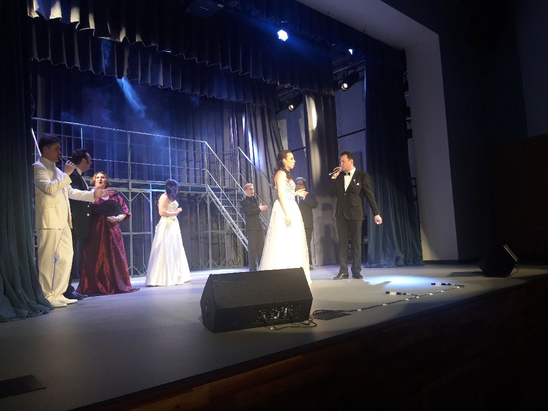 искусство, театр,