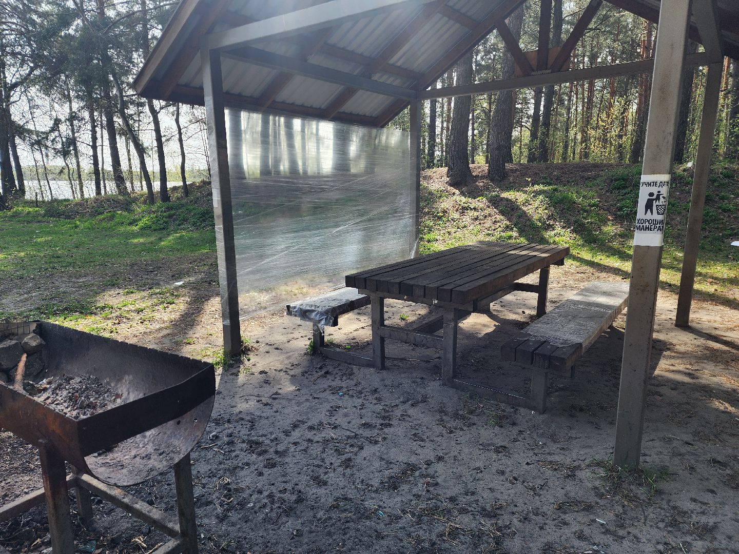 мангалы шашлыки, шатура, зона отдыха, природа, озеро, отдых на природе, отдых в подмосковье,