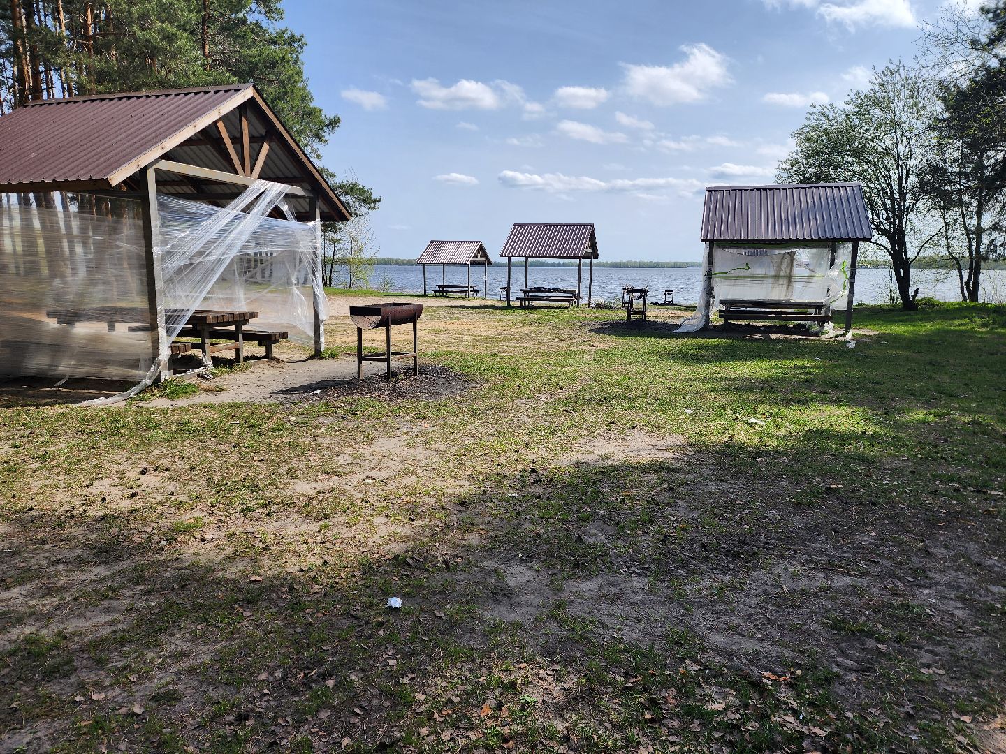 мангалы шашлыки, шатура, зона отдыха, природа, озеро, отдых на природе, отдых в подмосковье,
