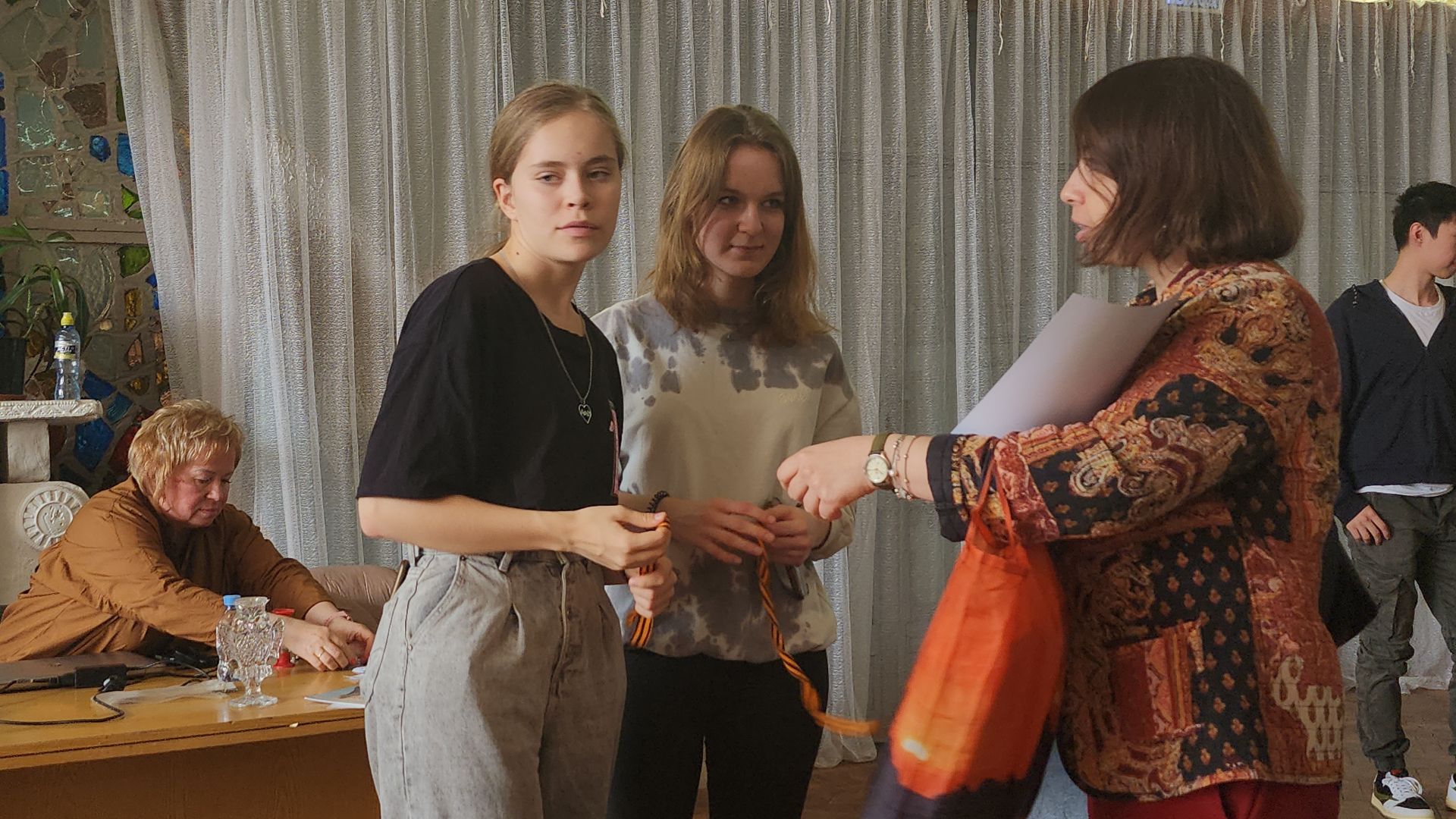 Георгиевская ленточка, патриотическая акция, День Победы, Старая Купавна, Богородский городской округ,