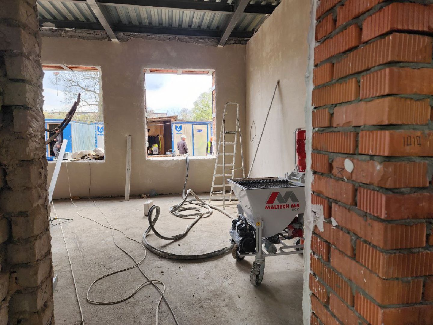 Солнечногорск, Ремонт школы, Рабочие, Образование, Ученики,