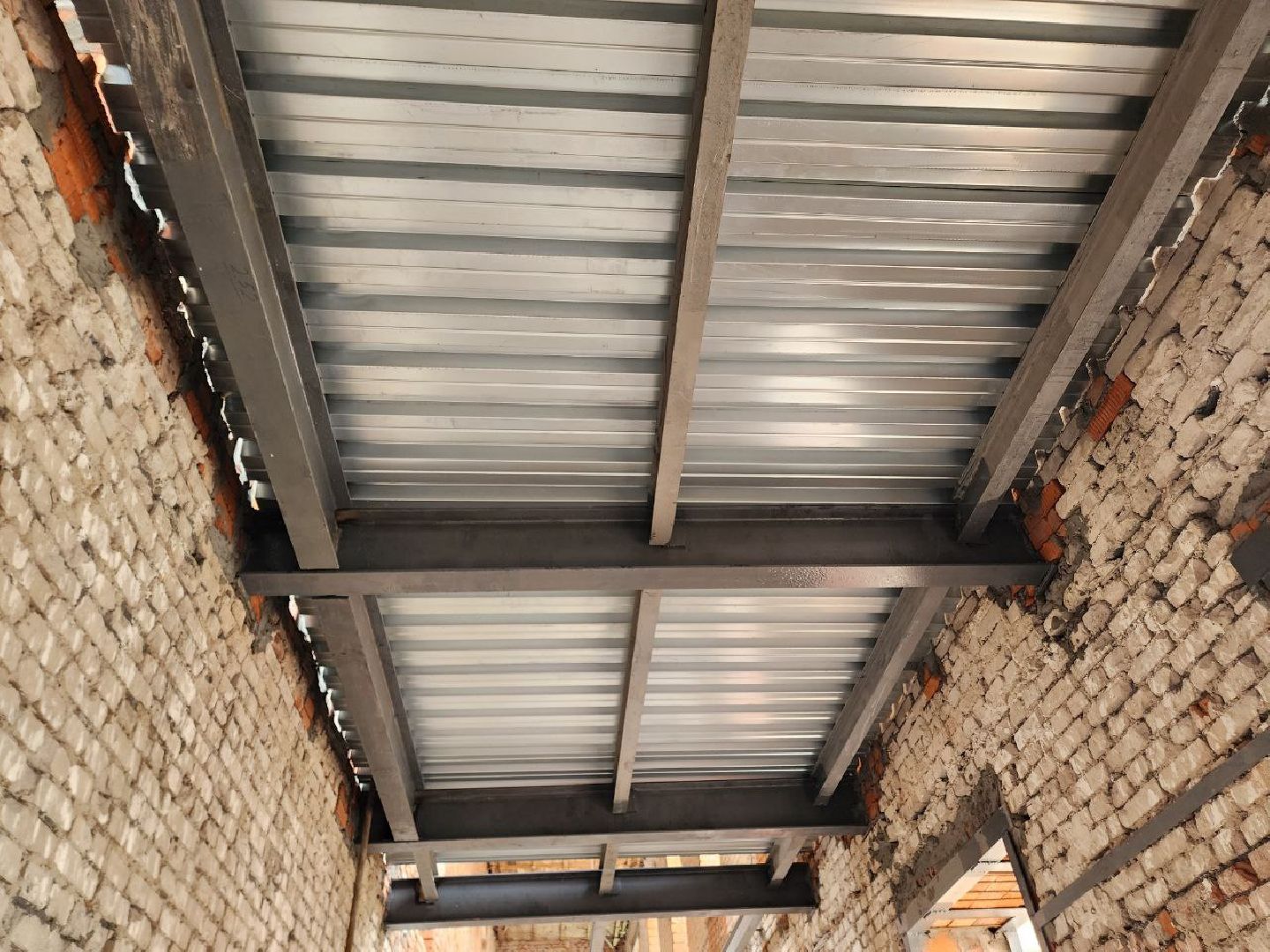 Солнечногорск, Ремонт школы, Рабочие, Образование, Ученики,