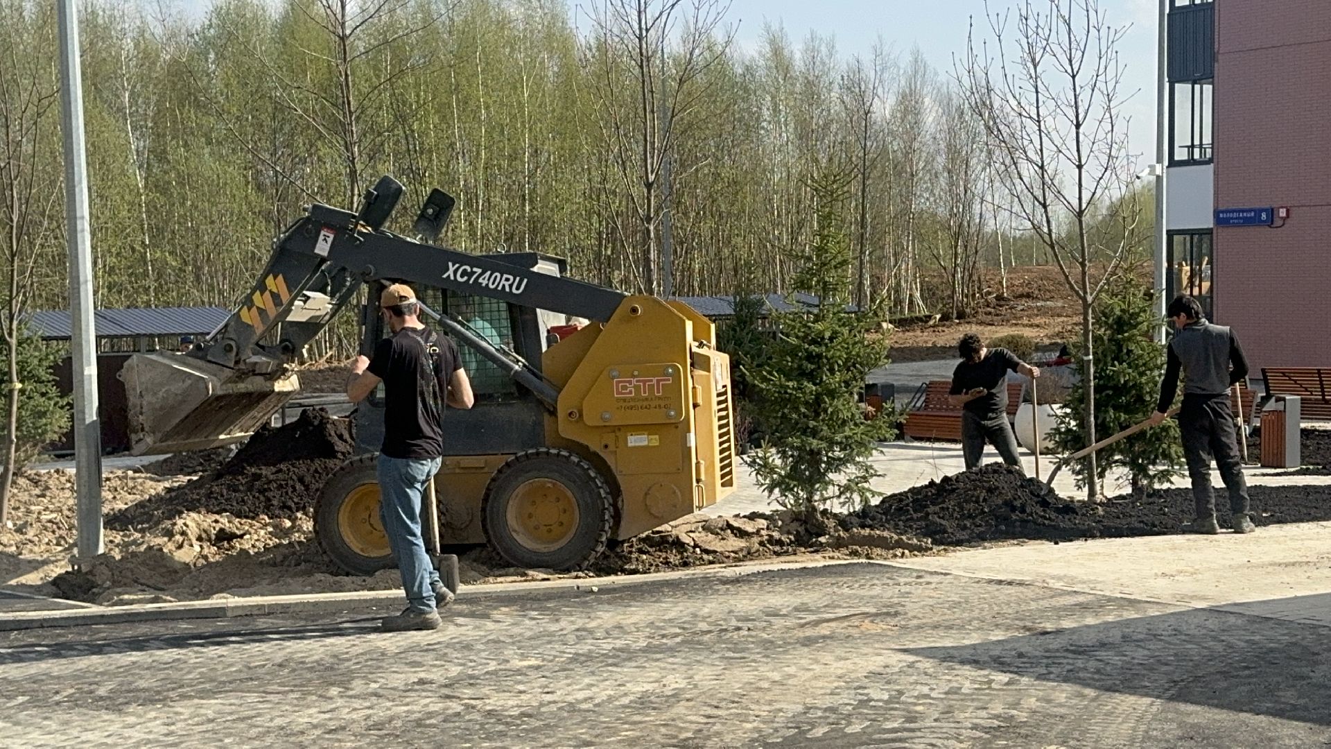 Солнечногорск, Строительство дома, Благоустройство двора, Жители, переселение из аварийного жилья,