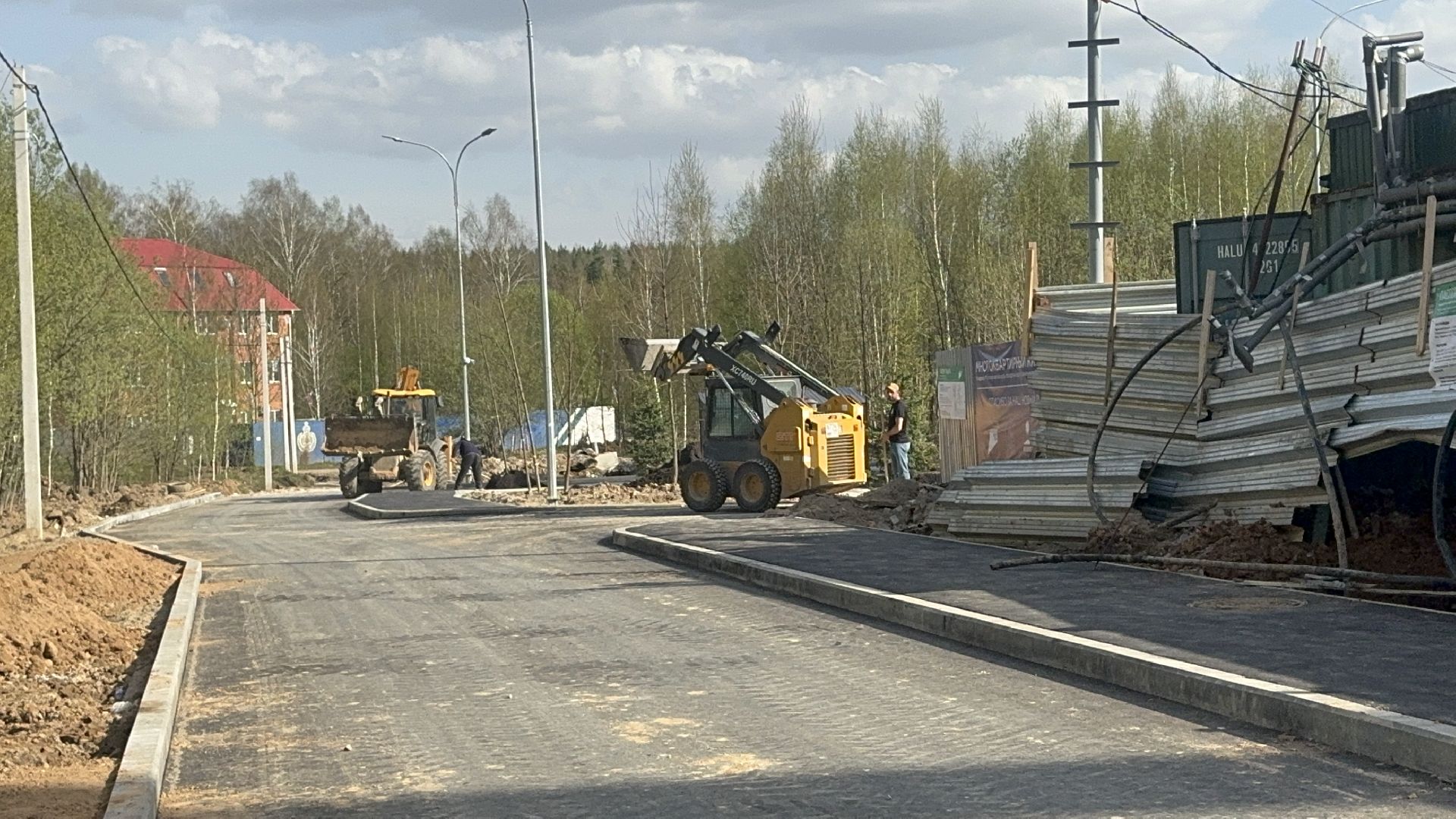 Солнечногорск, Строительство дома, Благоустройство двора, Жители, переселение из аварийного жилья,