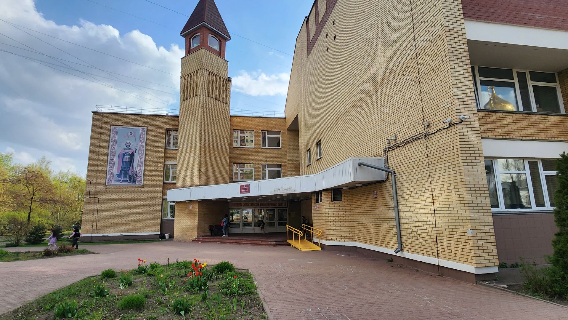 фестиваль, КВН, Виталий Лебедев, Дмитрий Володин, Сергей Рязанов, школа 15, МЦ Дружба, Смехотворцы,