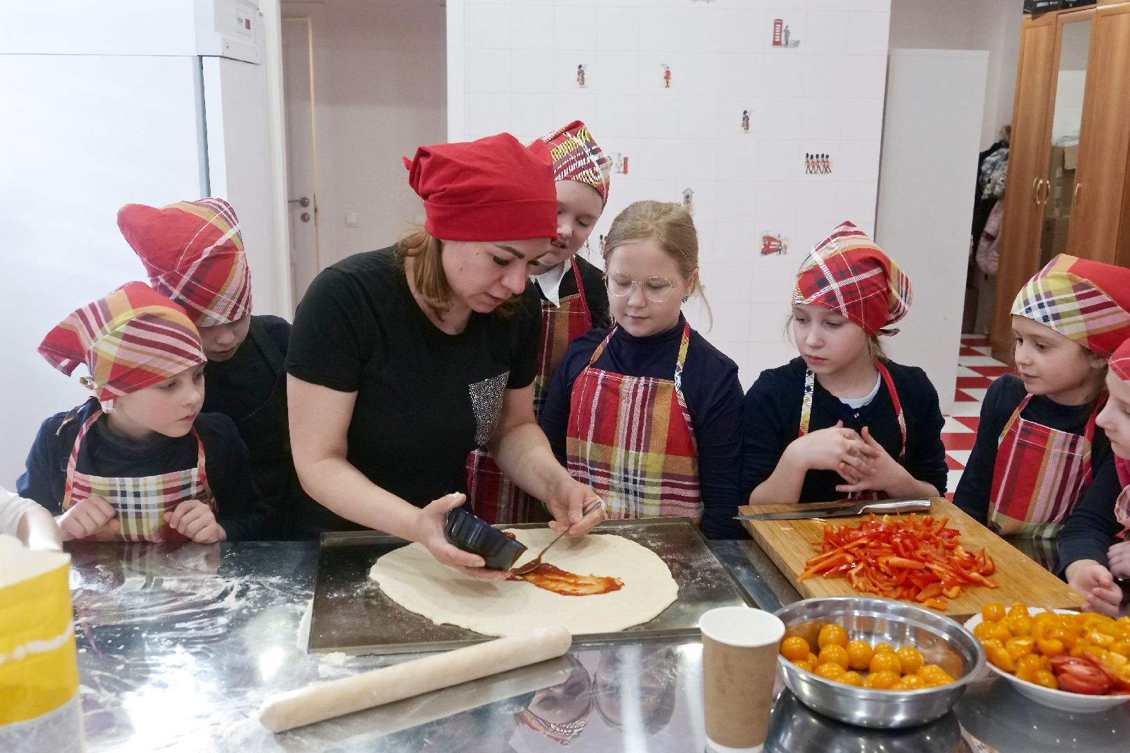 пушкино, акция, день добрых дел, акция в городском парке, школьники,