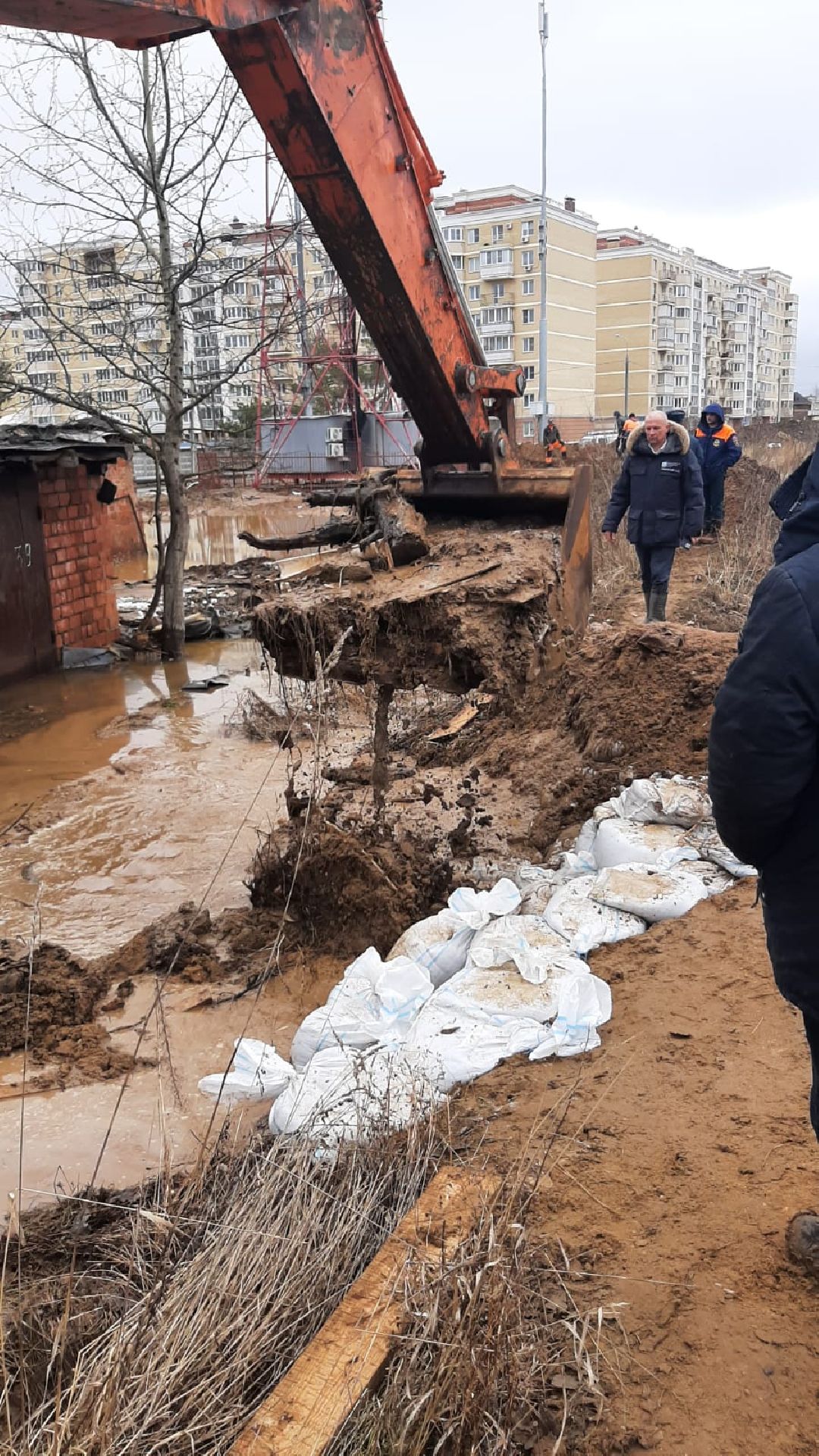 Звенигород, Одинцово, авария, потоп, МЧС, Пожарные, Гражданская защита, новостройка, половодье, затопление