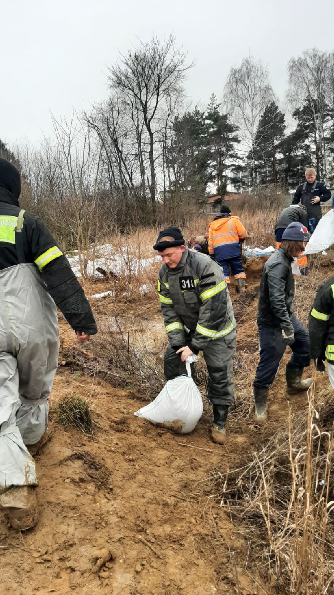 Звенигород, Одинцово, авария, потоп, МЧС, Пожарные, Гражданская защита, новостройка, половодье, затопление