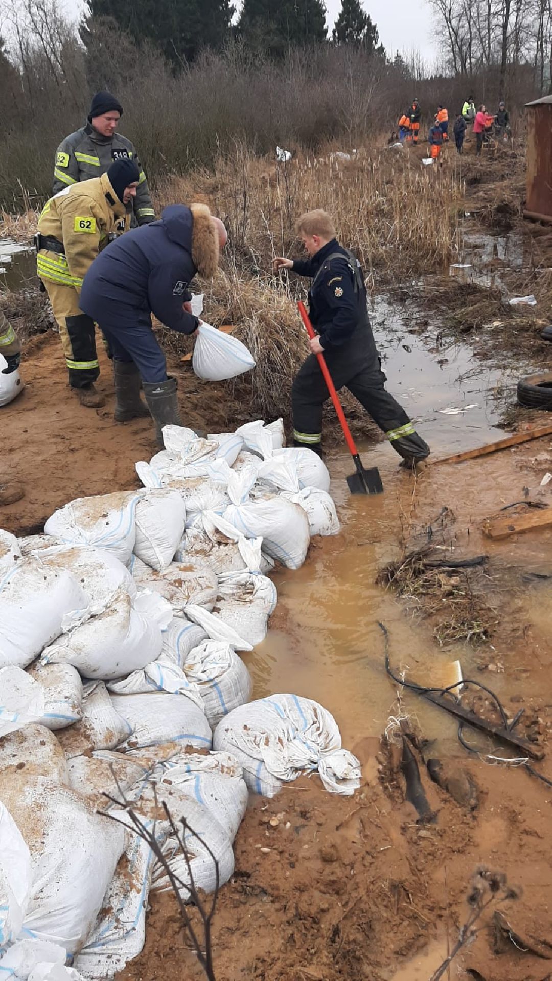 Звенигород, Одинцово, авария, потоп, МЧС, Пожарные, Гражданская защита, новостройка, половодье, затопление