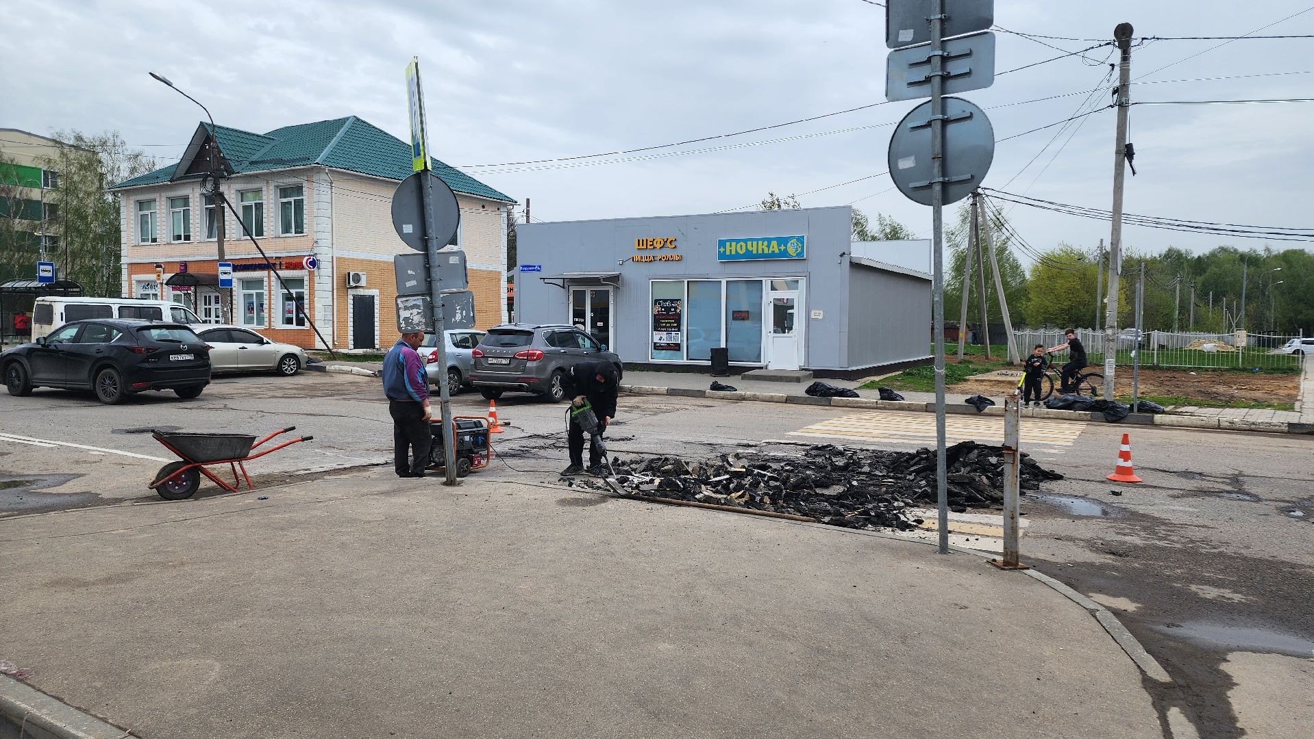 кашира, улица вахрушева, ямочный ремонт, ремонт дорог, асфальт, асфальтовое покрытие,