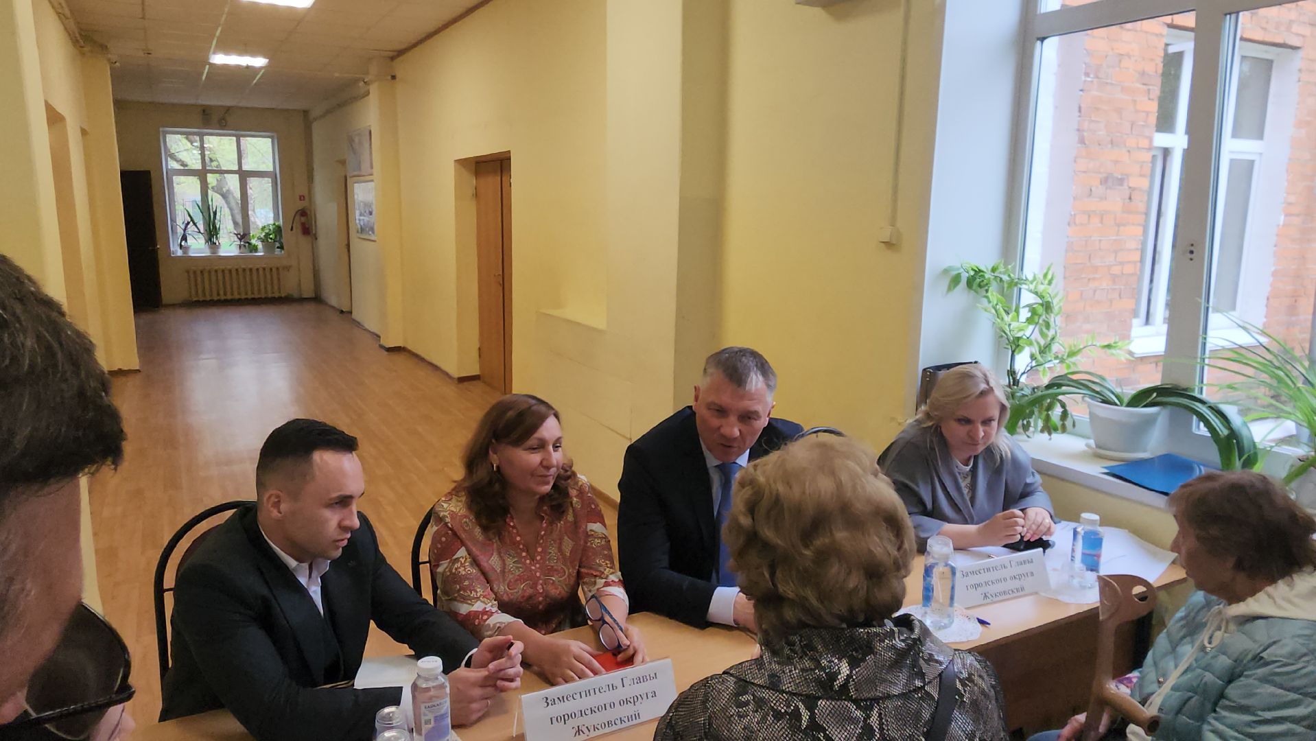 выездная администрация, борис аубакиров, Павел Соболев, уборка подъезда, ул школьная 6, школа 6,