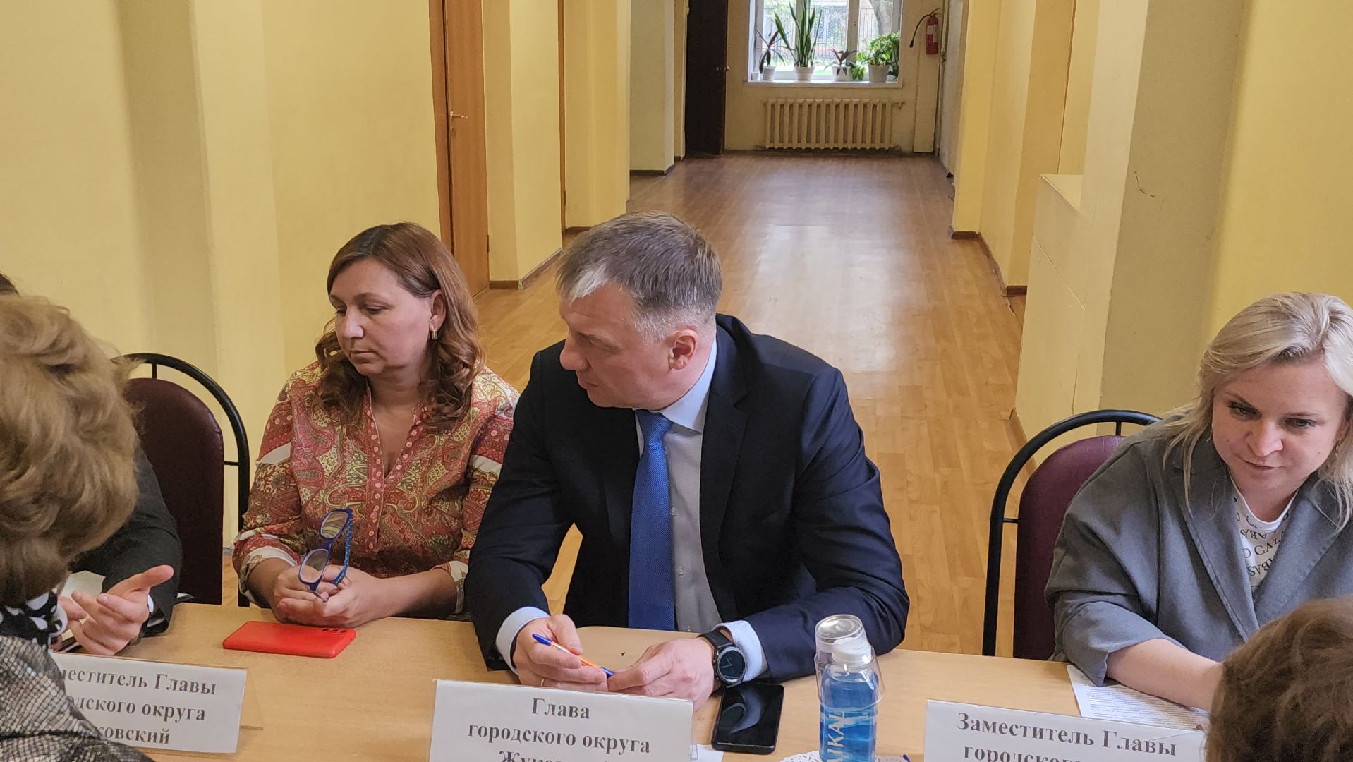 выездная администрация, борис аубакиров, Павел Соболев, уборка подъезда, ул школьная 6, школа 6,