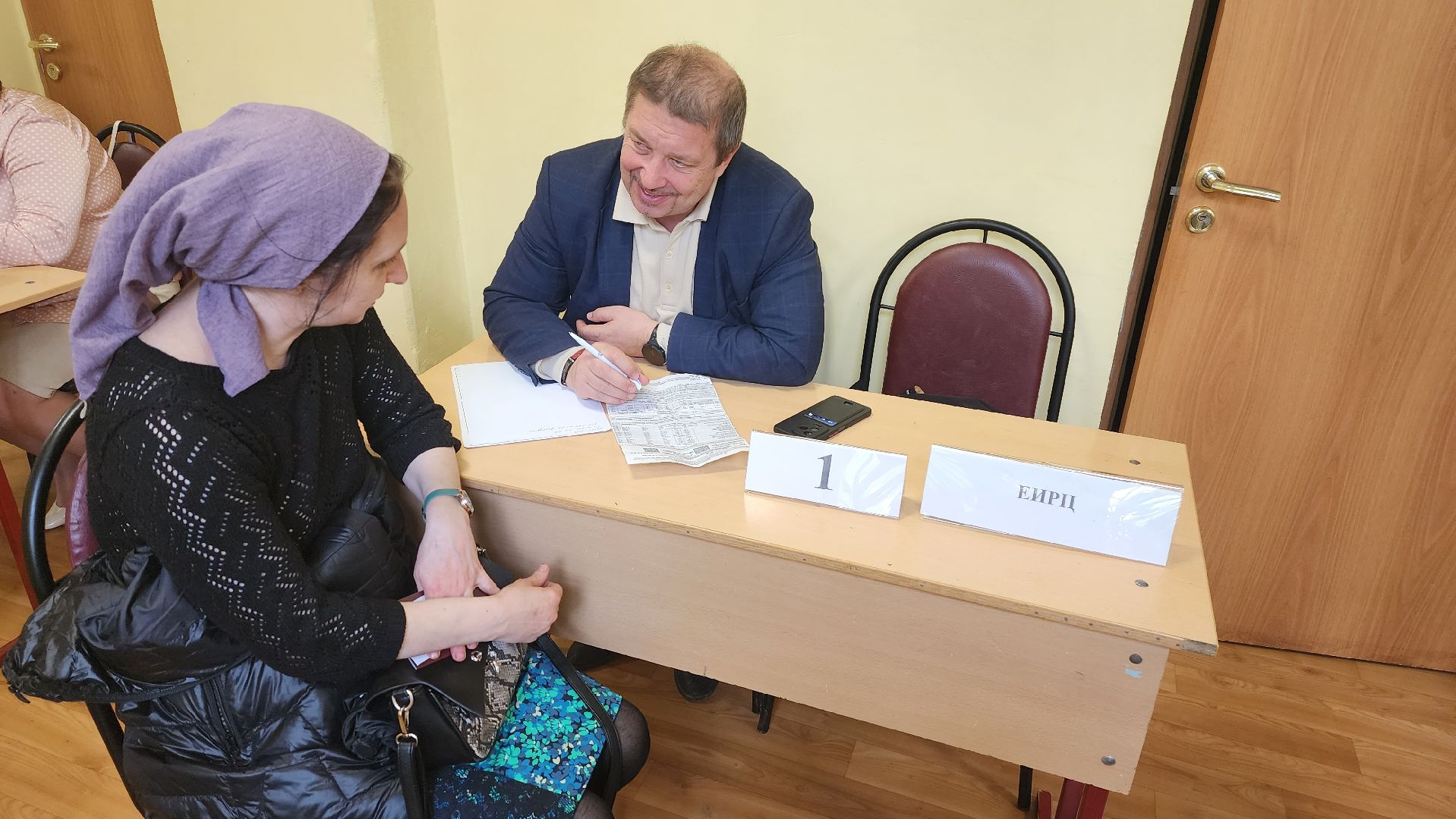 выездная администрация, борис аубакиров, Павел Соболев, уборка подъезда, ул школьная 6, школа 6,