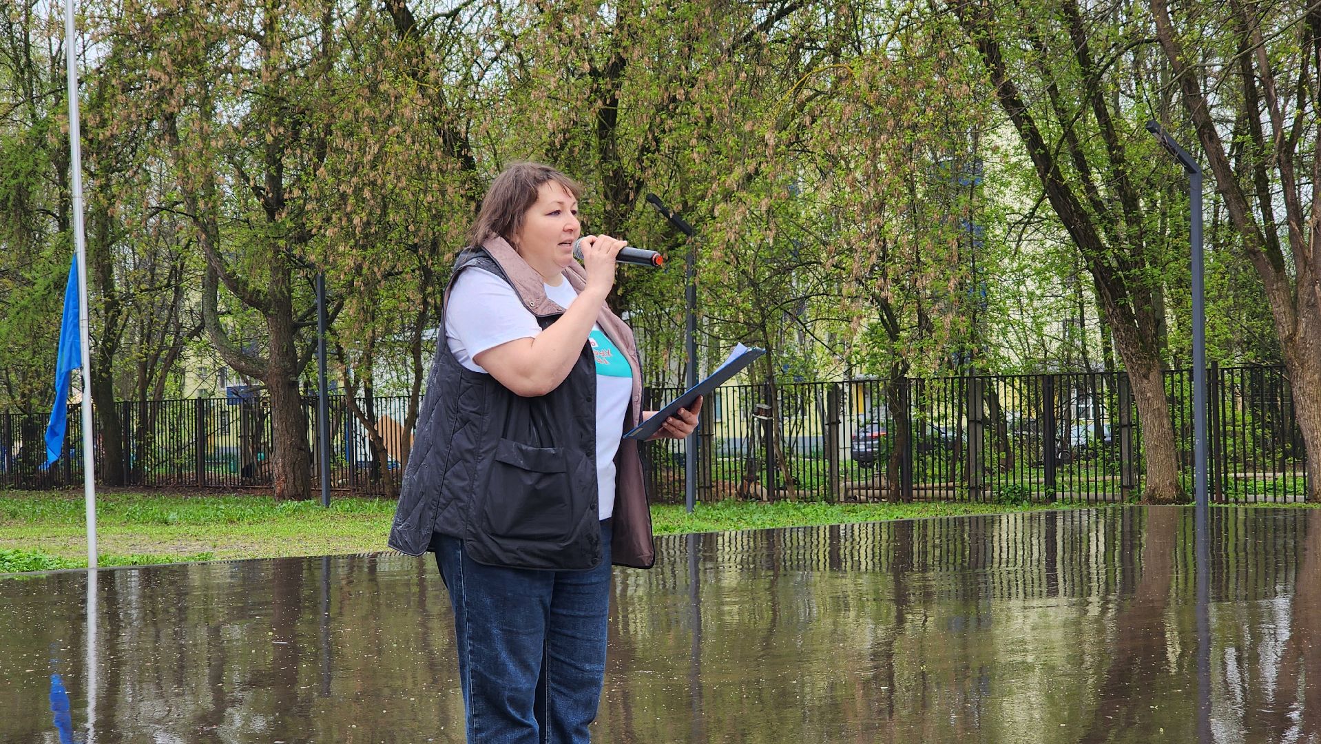 Солнечногорск, лицей 7, школьники, посадка деревьев, день добрых дел,