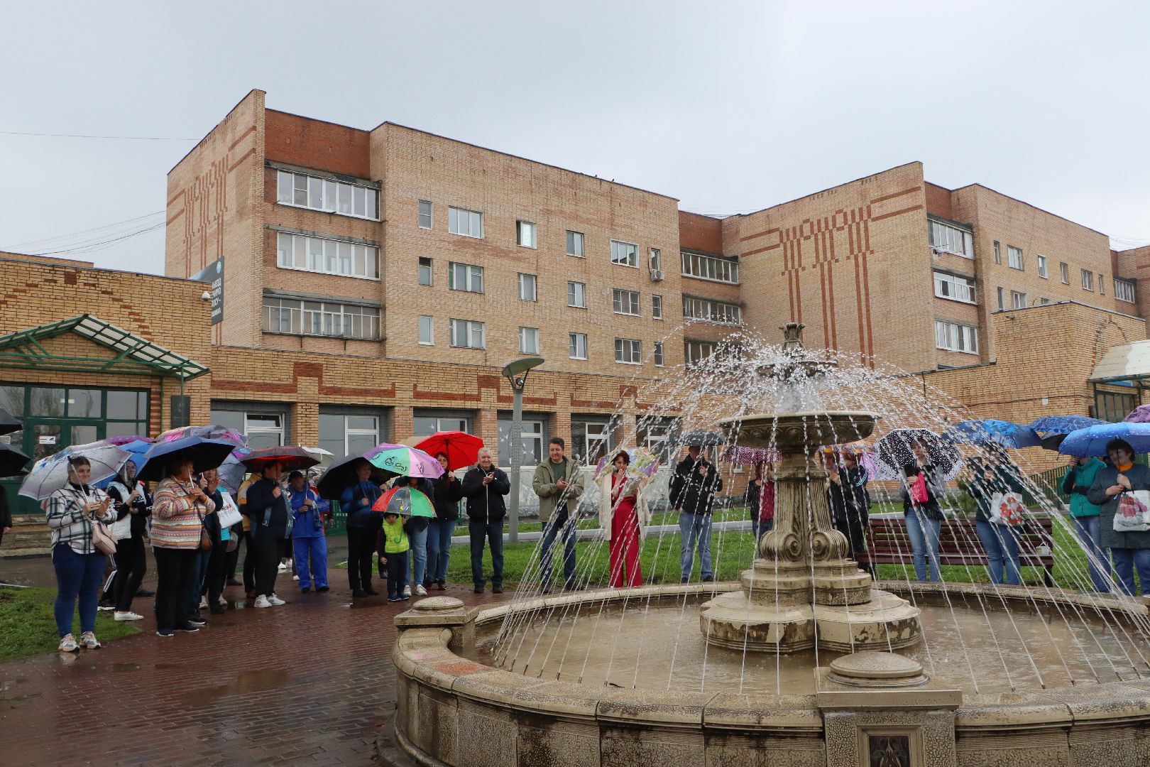 Серебряные Пруды, фонтан,