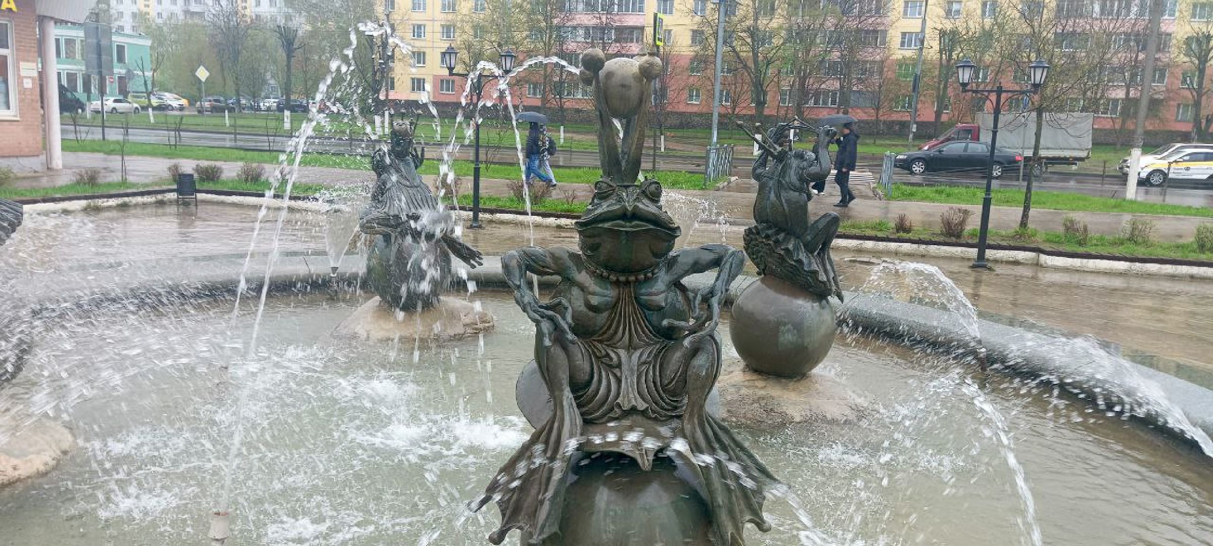 Дмитров, Фонтаны,