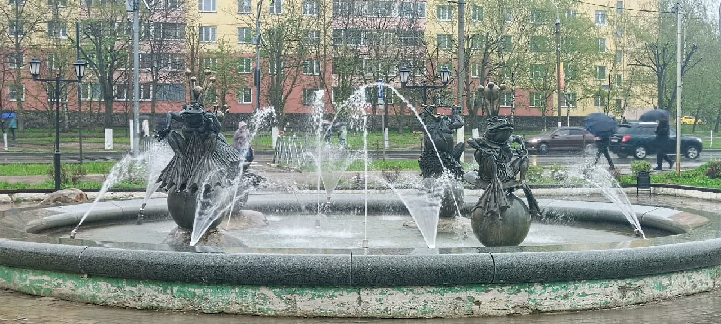 Дмитров, Фонтаны,