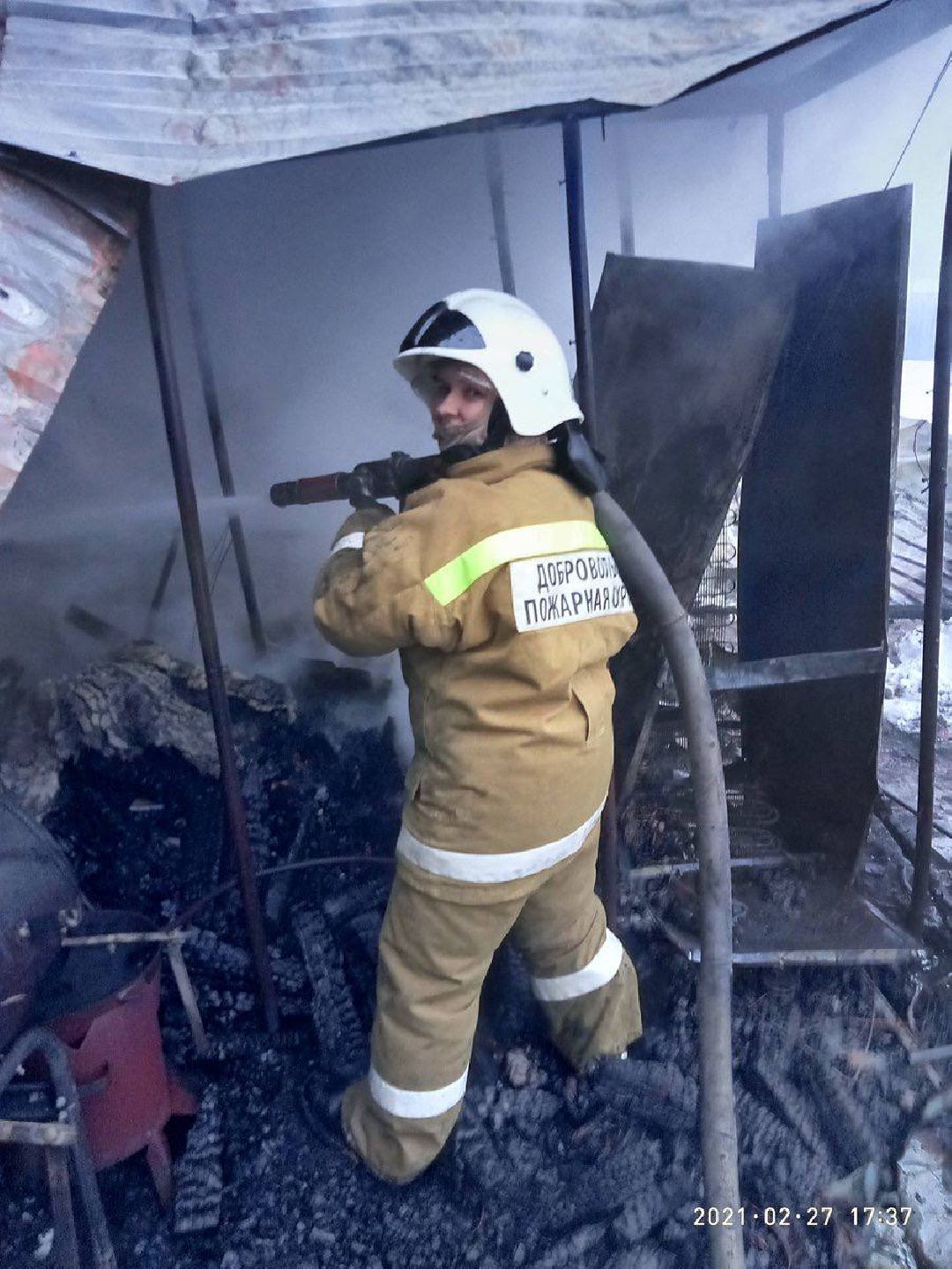 Врач, пожарные