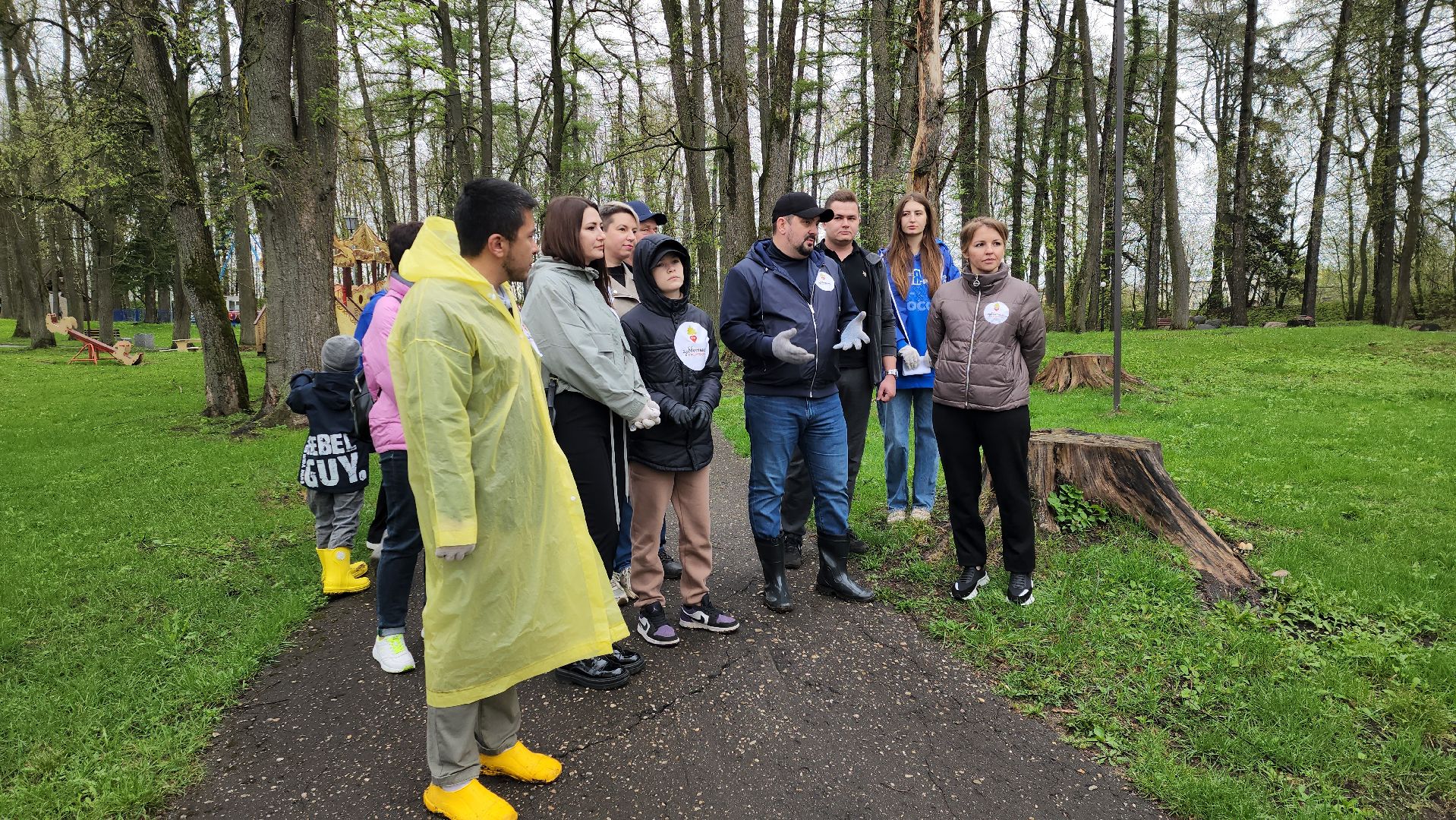 Субботник, общеобластной субботник, день добрых дел, парк городок, Руза, Рузский округ, Московская область,