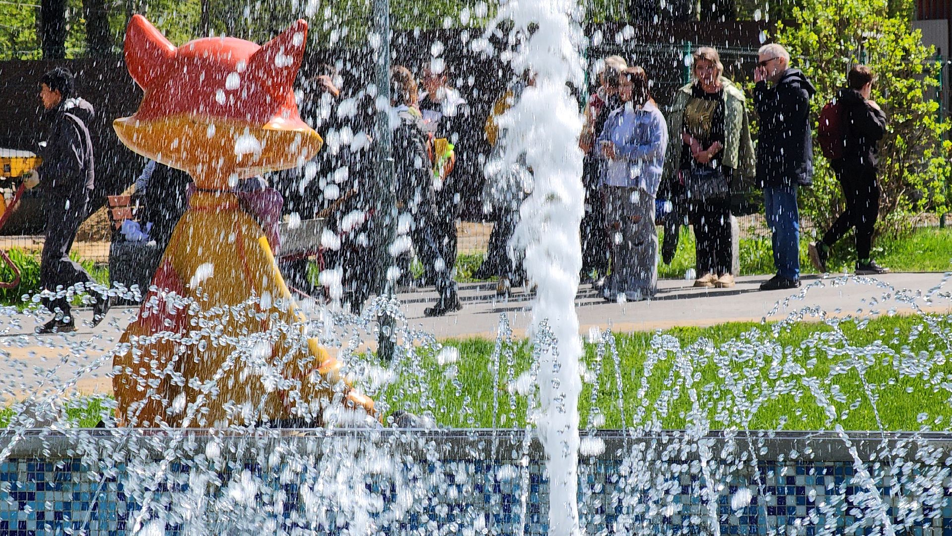 кашира, городской парк, день добрых дел, открытие теплого сезона, фонтан,