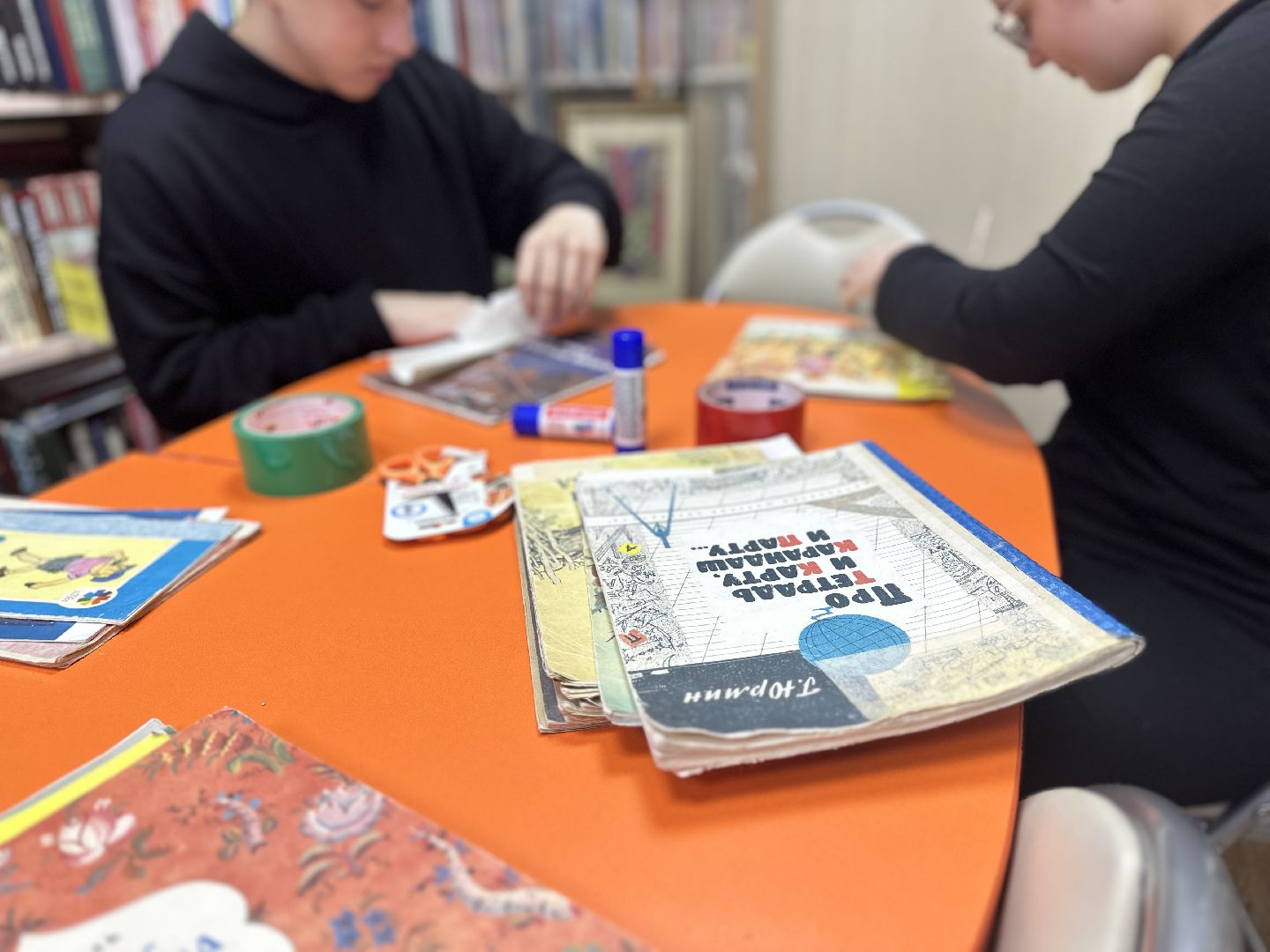 воскресенск, день добрых дел, школьники, библиотека,