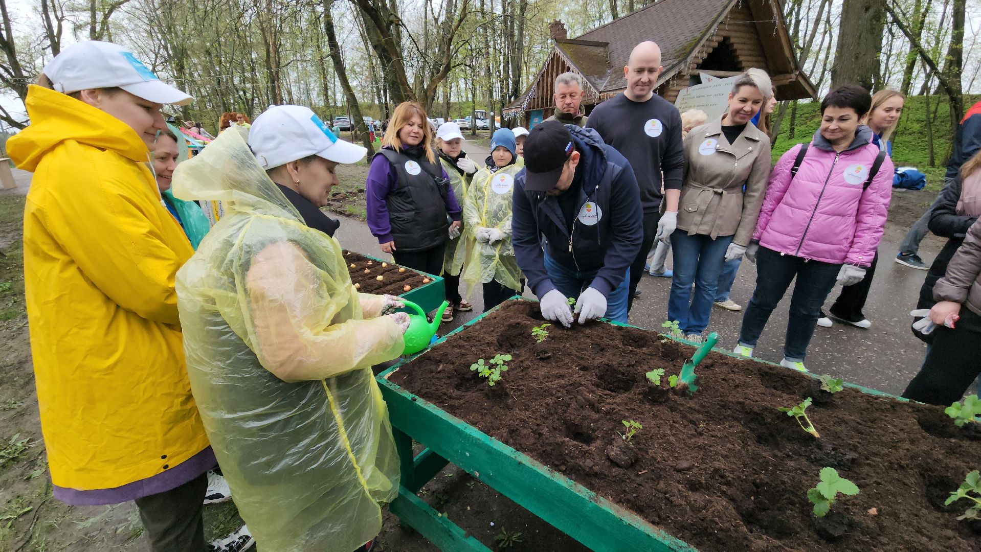 Парк, парк городок, общественный огород, субботник, день добрых дел, руза, рузский городской округ,