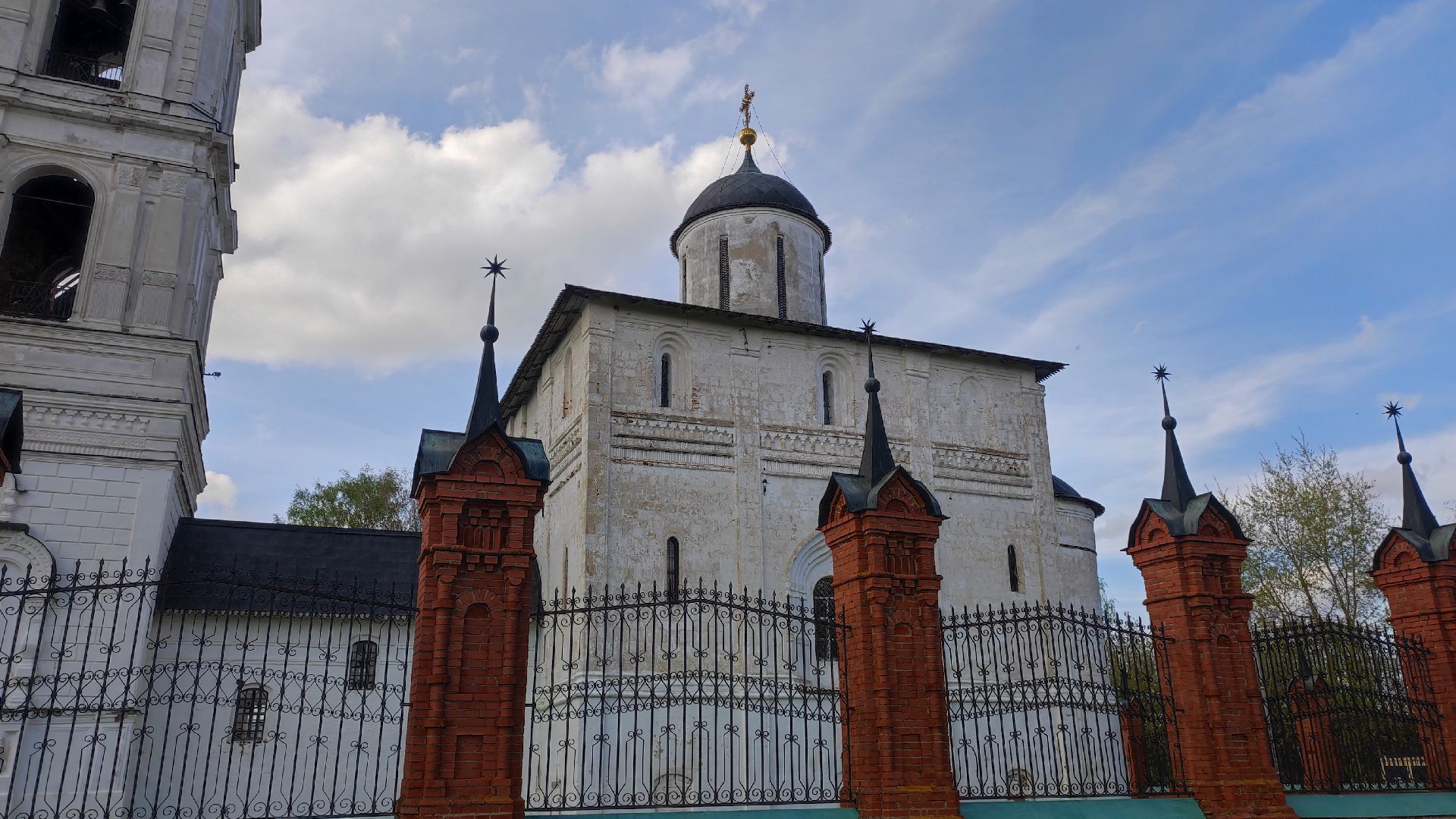 волоколамск, волоколамское благочиние, пасха, вербное воскресенье, православие, священник, куличи, пасхальные яйца,
