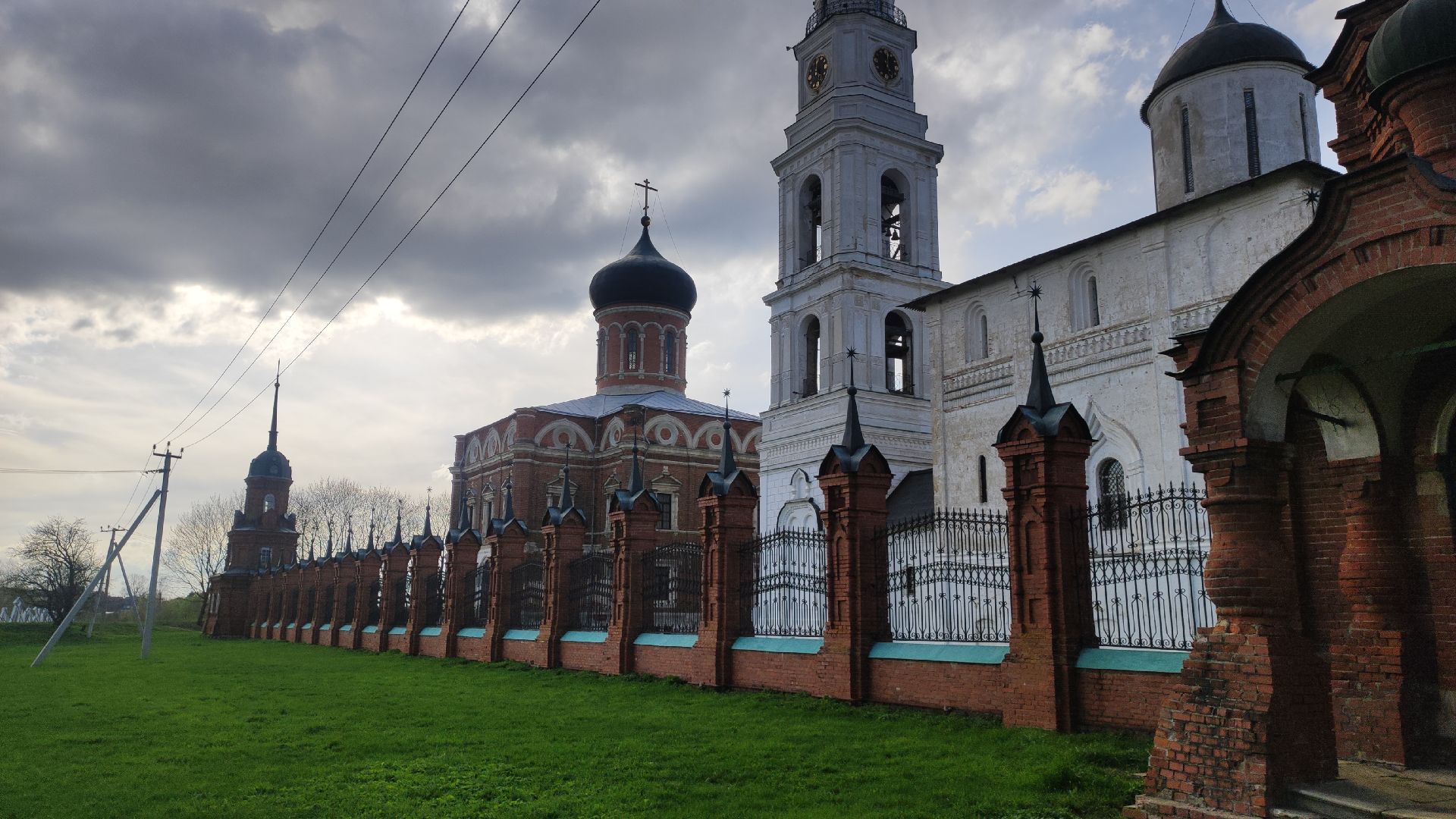 волоколамск, волоколамское благочиние, пасха, вербное воскресенье, православие, священник, куличи, пасхальные яйца,