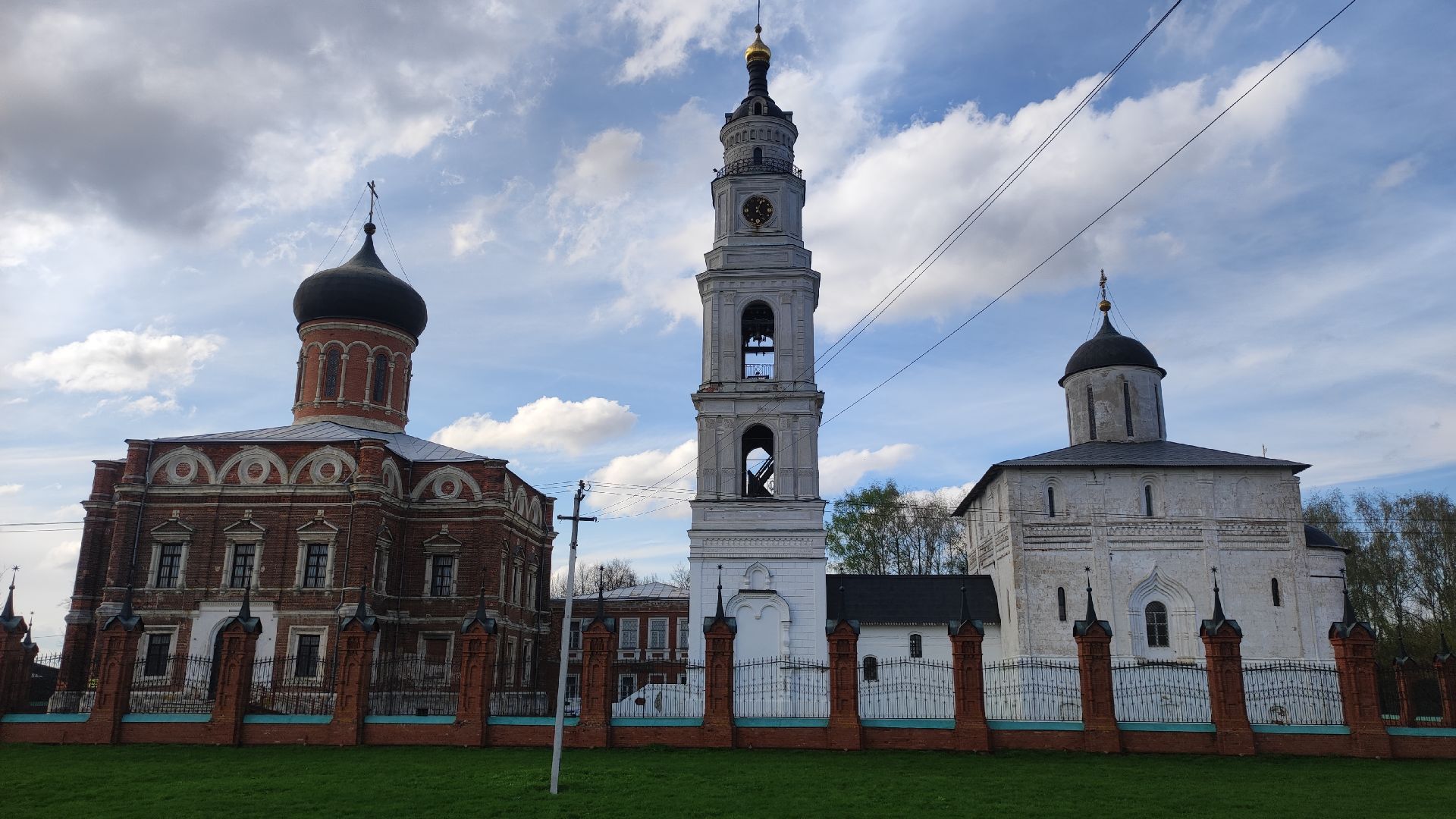 волоколамск, волоколамское благочиние, пасха, вербное воскресенье, православие, священник, куличи, пасхальные яйца,