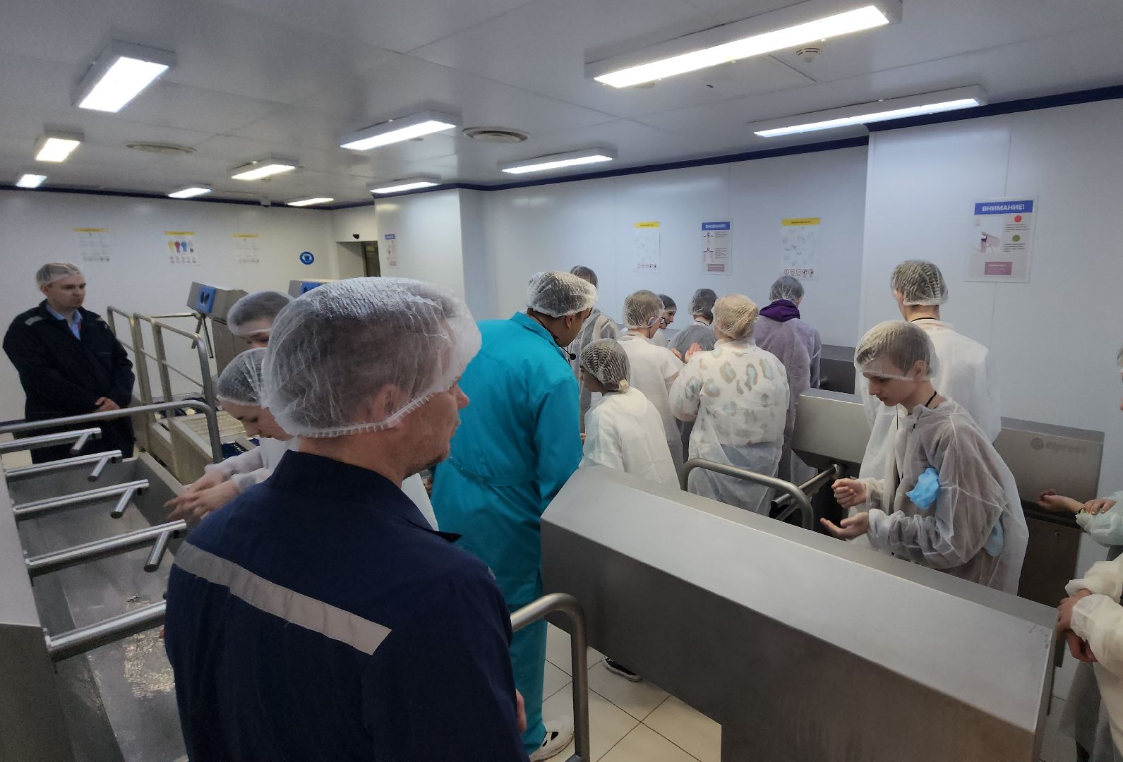 макароны, школьники, экскурсия, день добрых дел, серпухов, истра, завод,