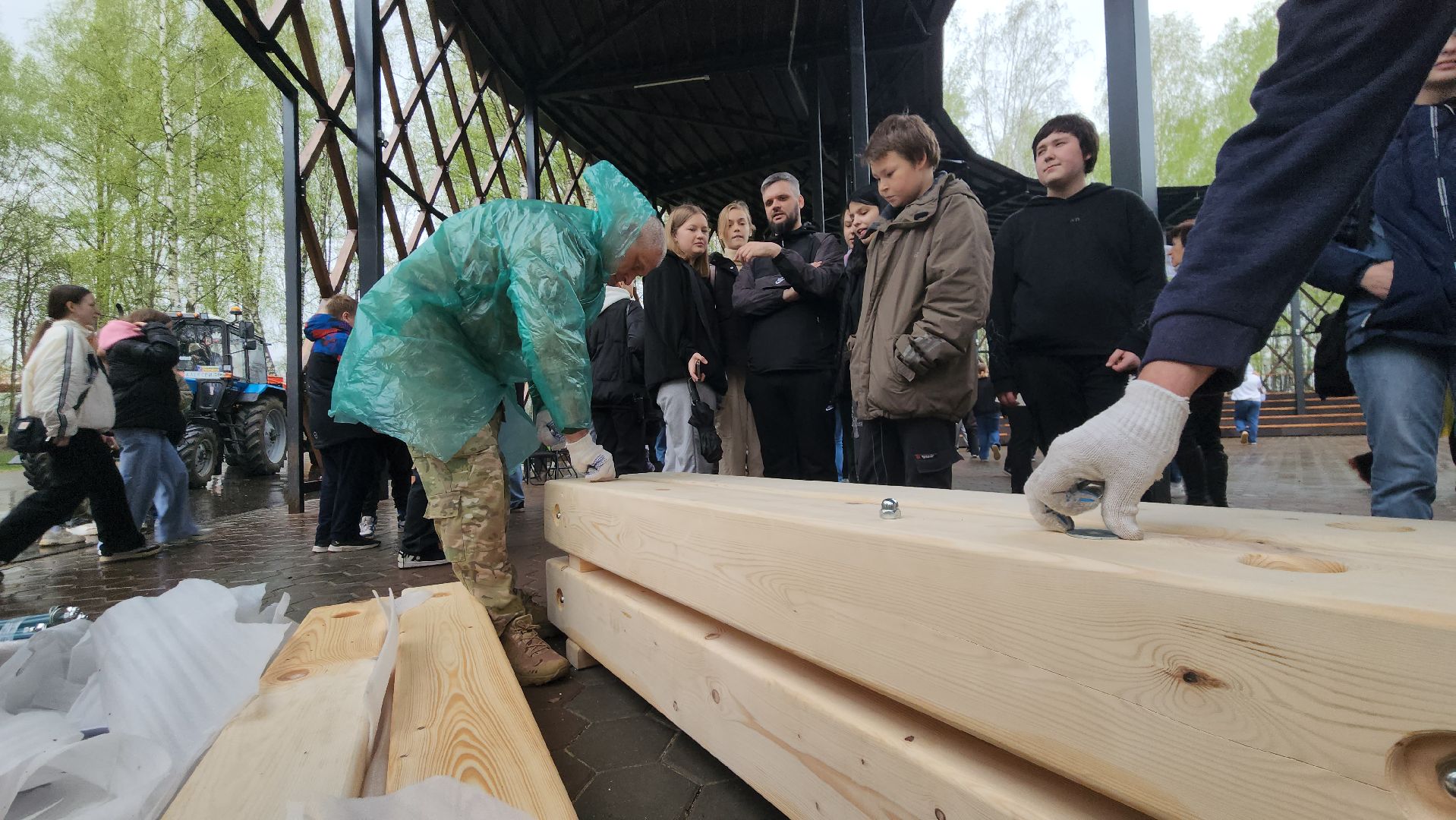 егорьевск, день добрых дел, лавочки, мастер класс, дети, студенты, парк, 200 лет егорьевску,