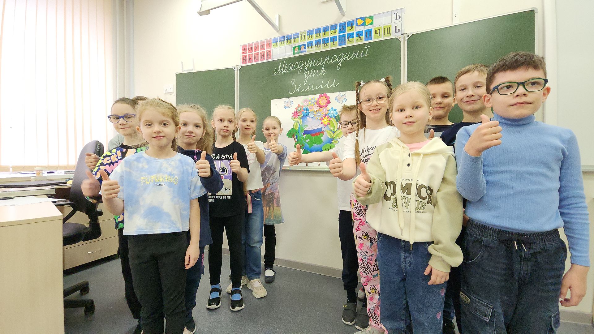 электросталь, мой город, жители города, акция, акция доброе дело, день добрых дел, гимназия 9, школьники, посадка деревьев,