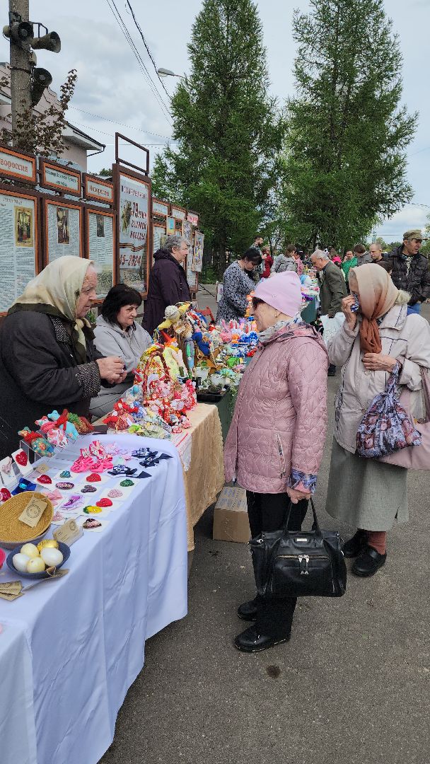 пантелеимоновский храм, пантелеимоновский приход, ул гагарина, анастасия мухина, благотворительная ярмарка,