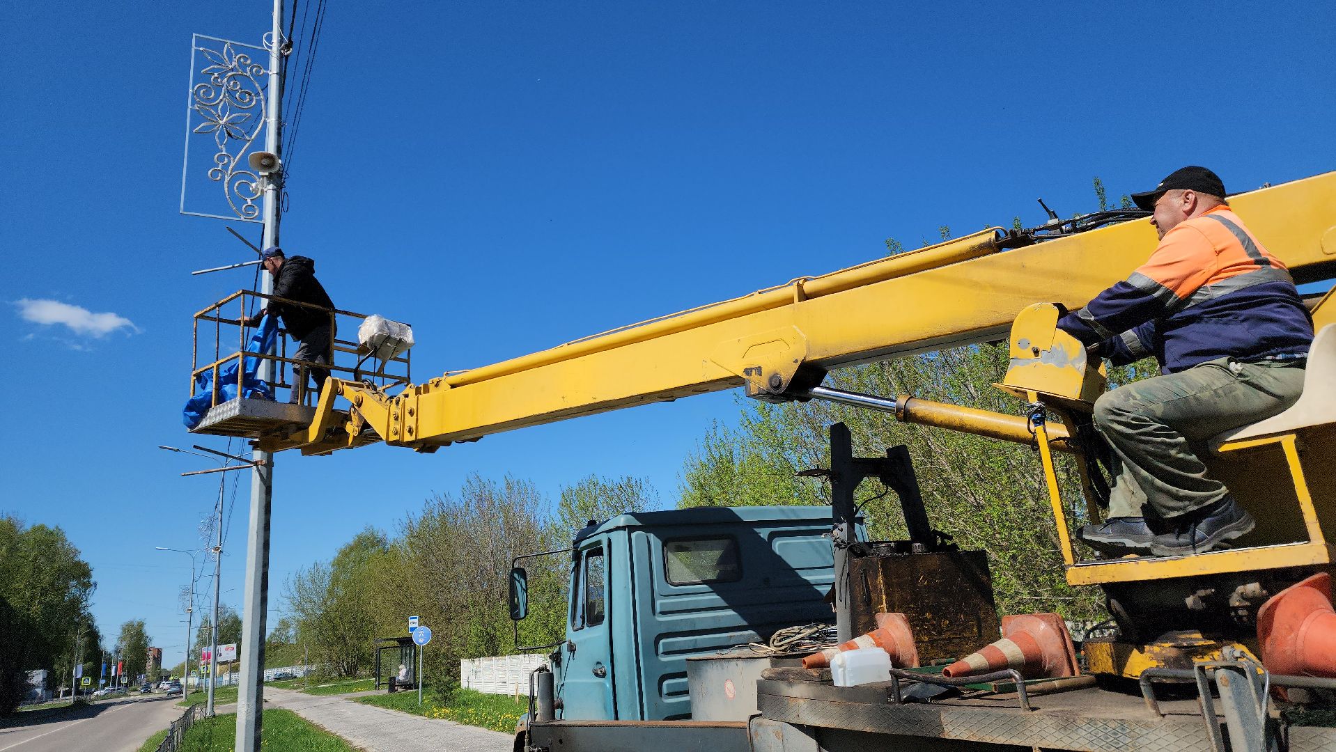 шатура, день победы, 9 мая, флаги победы, украшают город, праздник,