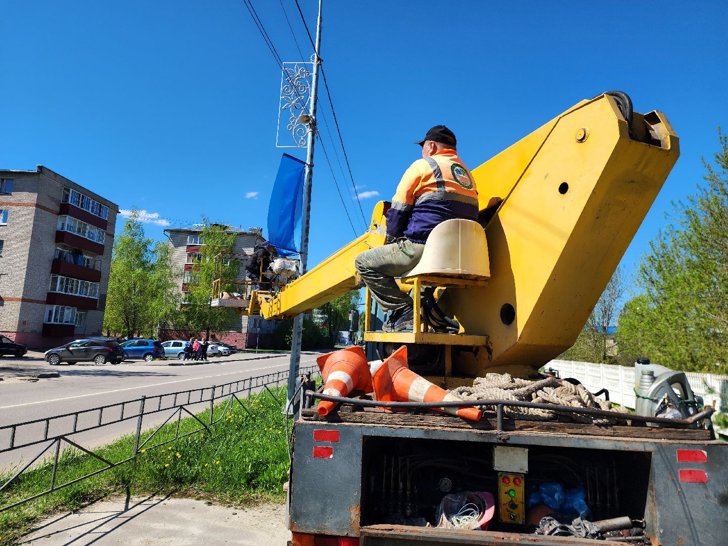 шатура, день победы, 9 мая, флаги победы, украшают город, праздник,
