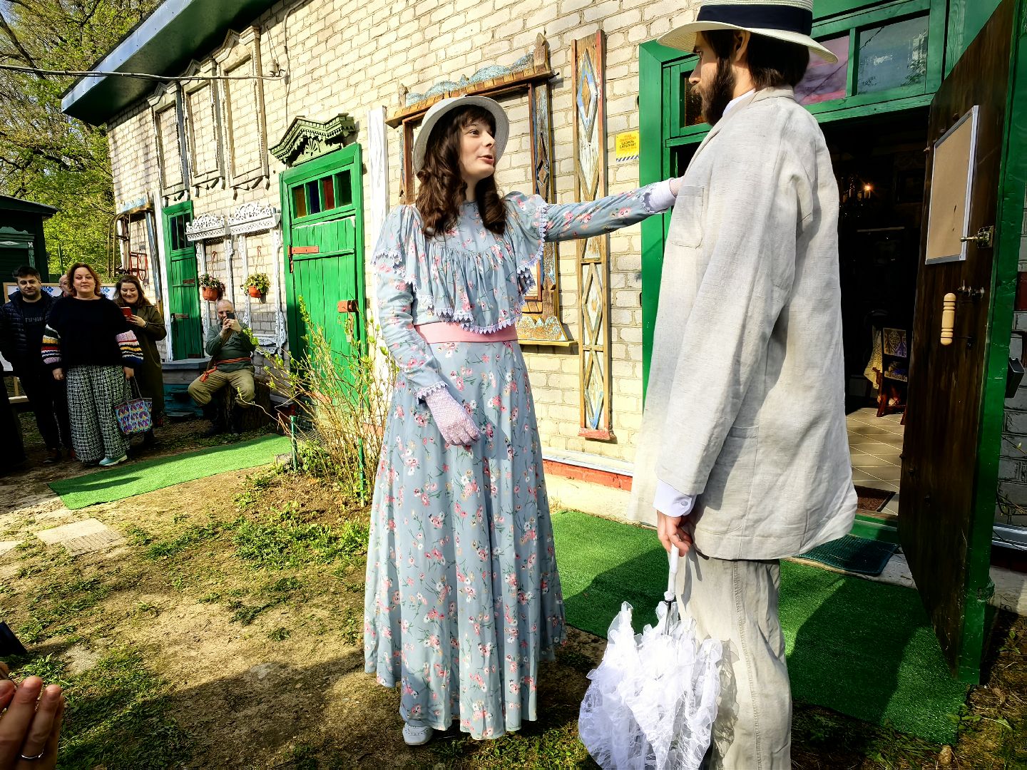 музей, экспонаты, 19 век, актеры,