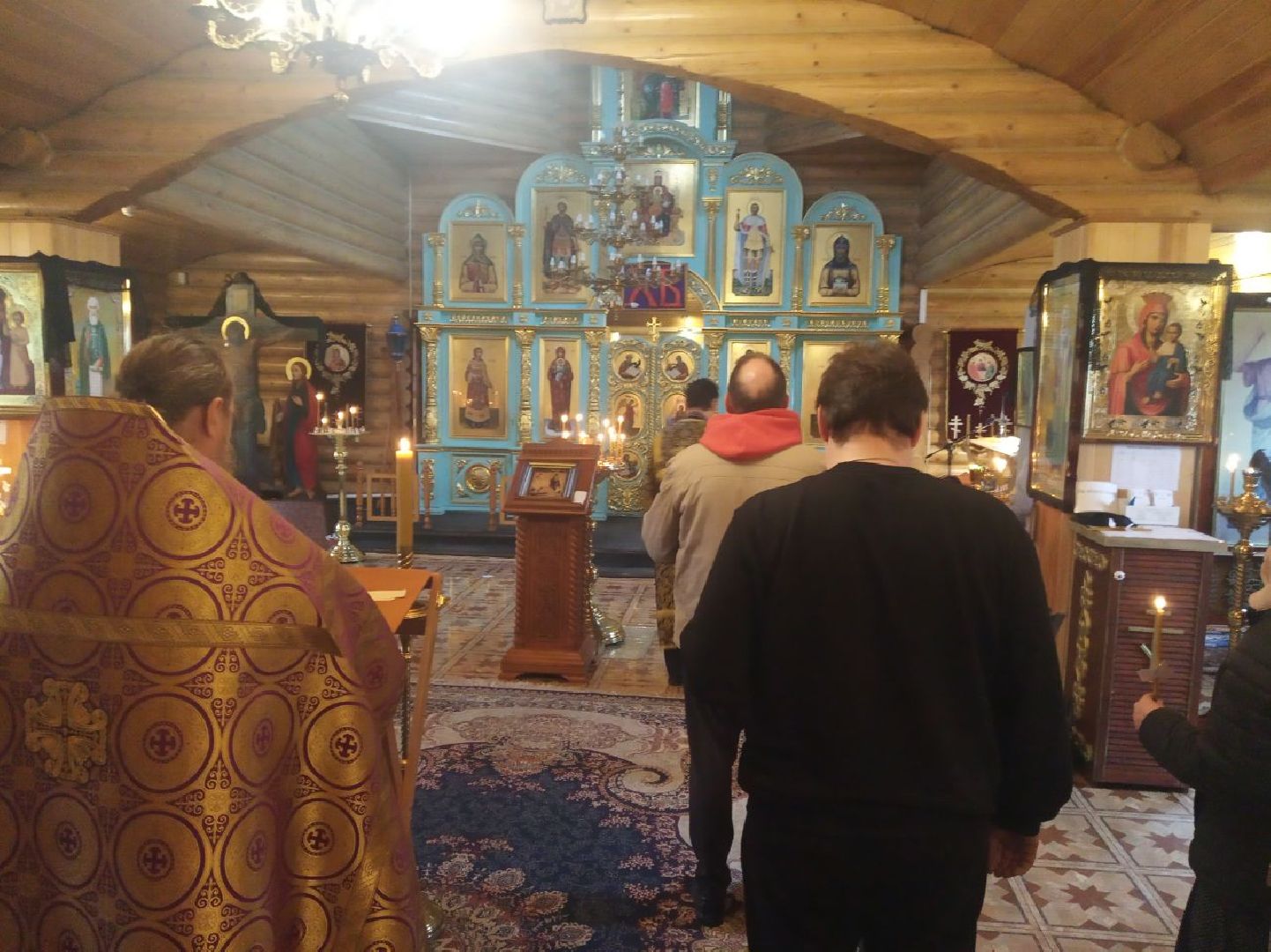 Домодедово, объект культурного наследия, Подмосковье, Культура, День добрых дел, Церковь, Храм, субботник, Субботник в храме, Духовенство, Отец Александр,